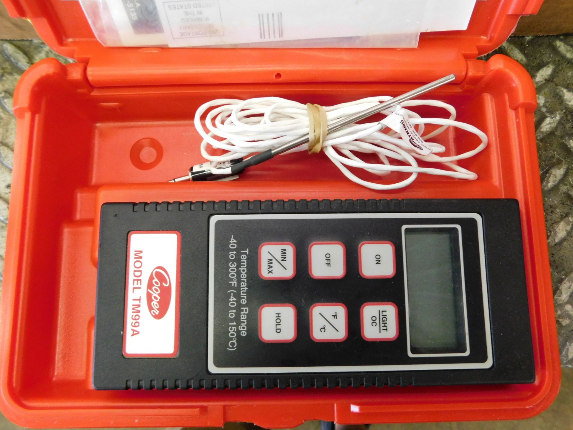 Cooper TM99A Digital Temperature Instrument