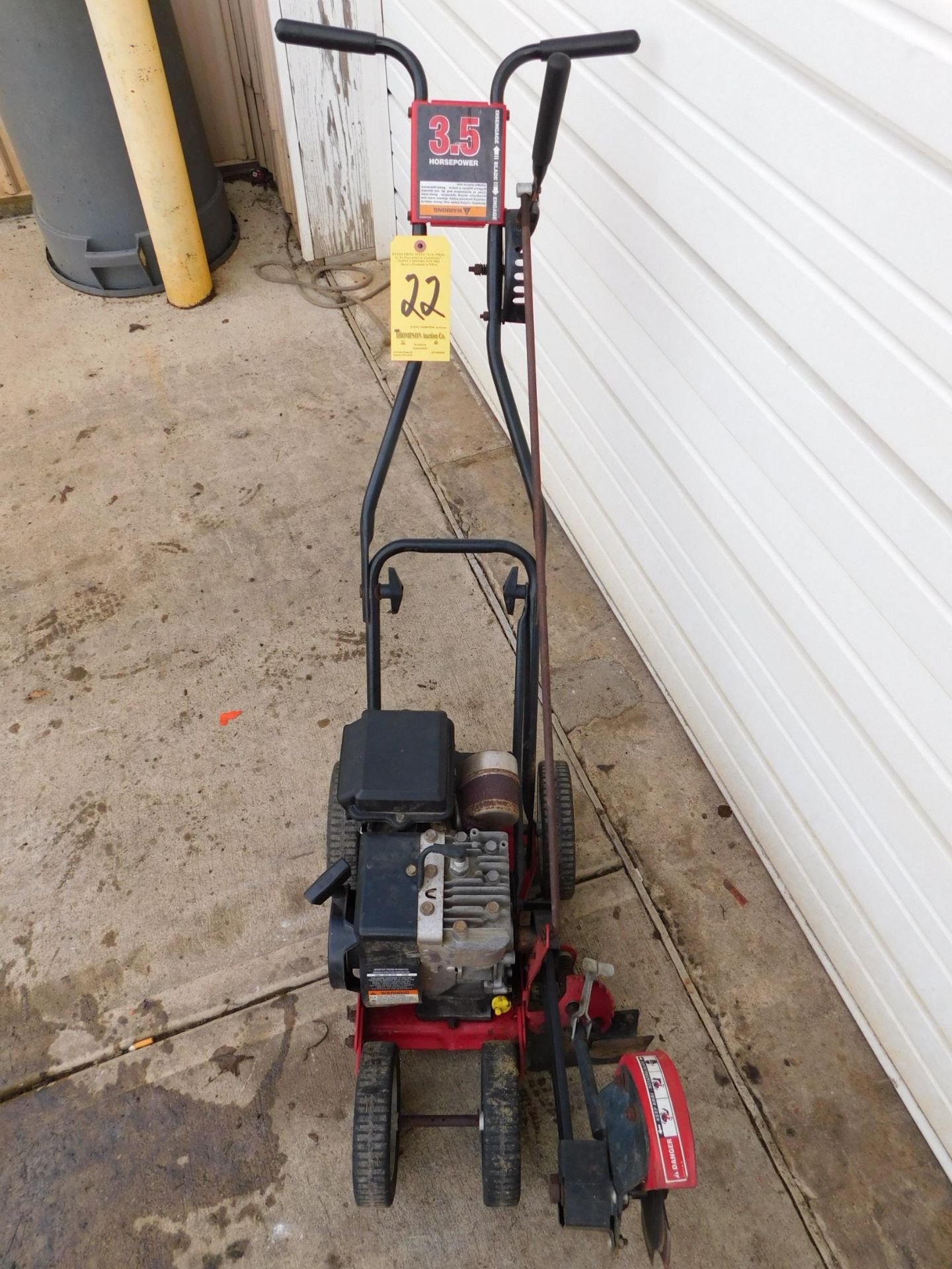 MTD 3.5 hp Gas powered Edger - Image 7 of 8