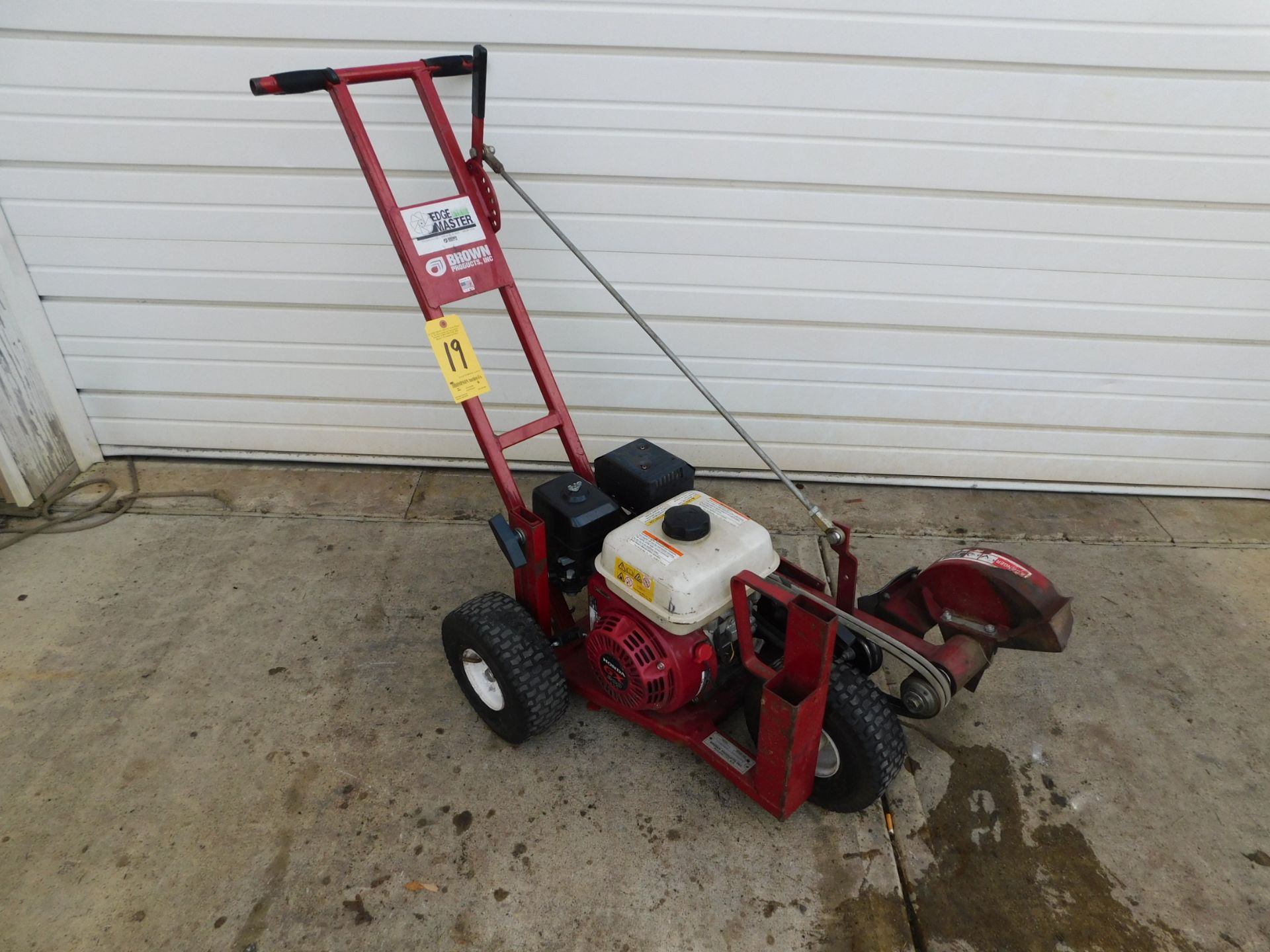 Brown Products E-104H Edge Master Gas powered Edger