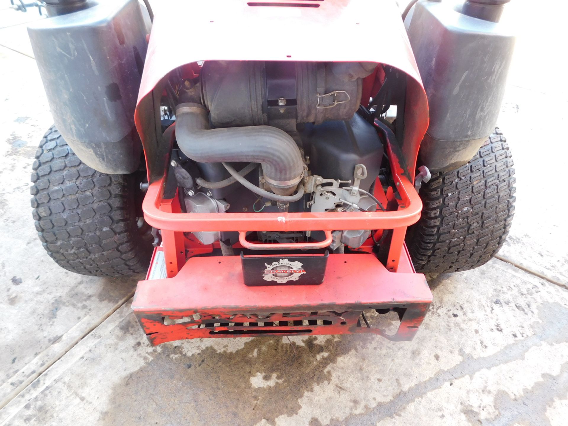 Gravely ProMaster 260 Commercial Zero Turn Mower SN#010684, 60"deck, Kawaski Gas Engine 3,152hrs. - Image 5 of 13