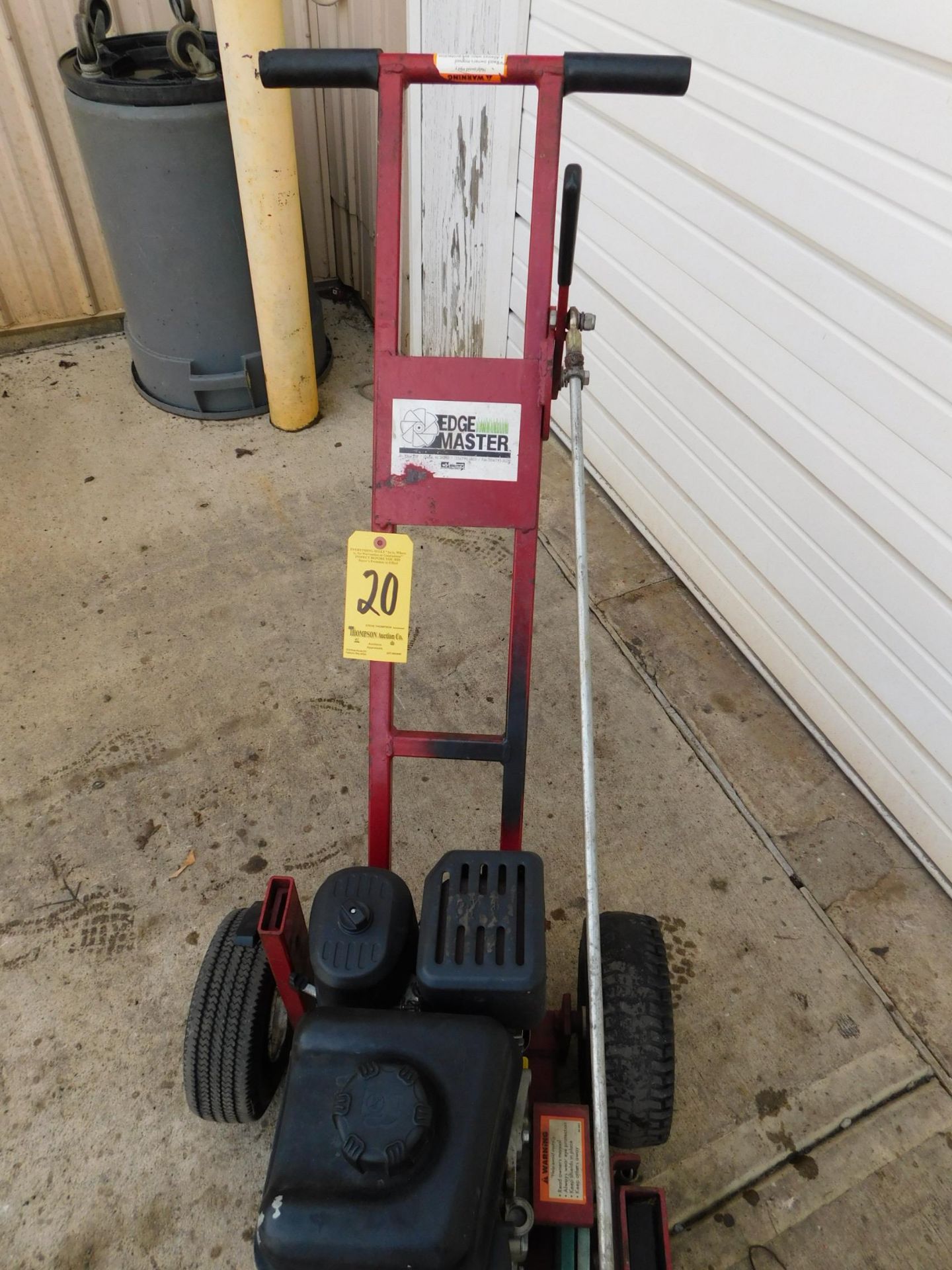 Brown Products E-104B Edge Master Gas powered Edger - Image 6 of 7