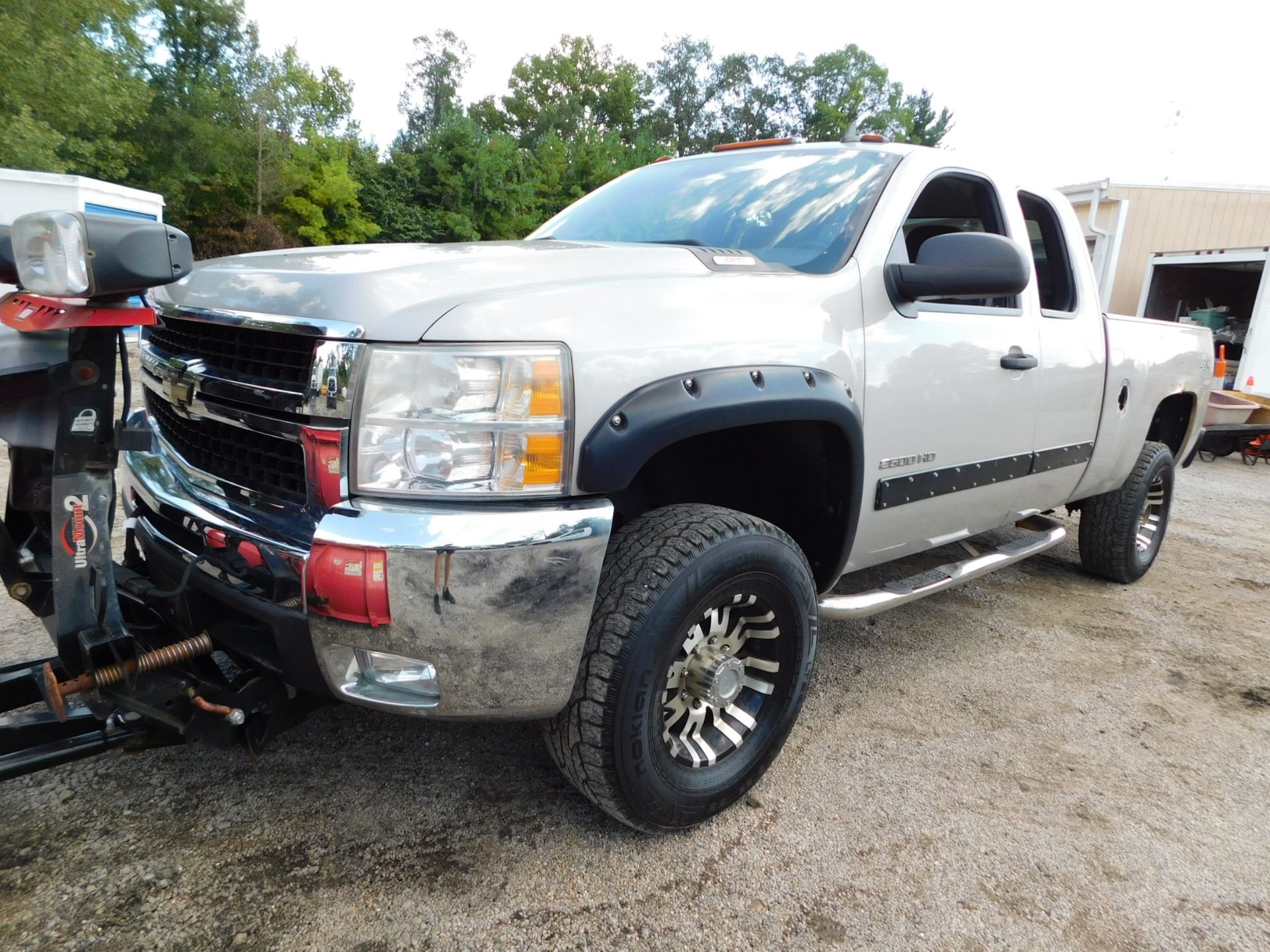 2008 Chevy 2500HD Pickup VIN#1GCHK29K58E165974, Crew Cab, 4X4, Automatic, PW,PL, Am/Fm/CD, AC 6'6" - Image 2 of 39