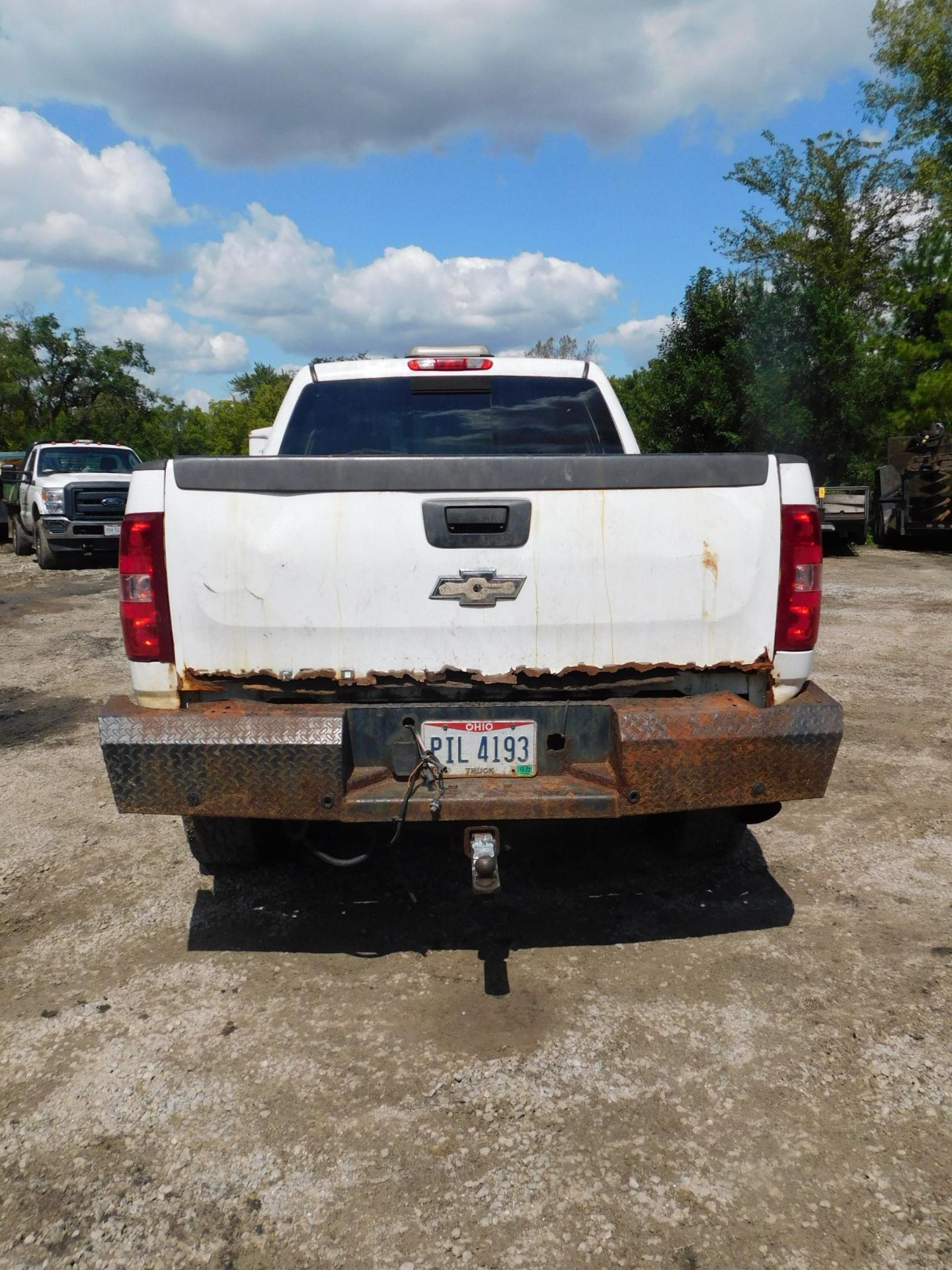 2009 Chevy 2500HD Pick up VIN# 1GCHK53KX9F139182, CREW CAB 4X4 AUTOMATIC, PW, PL, AM/FM/CD, AC 6'6" - Image 5 of 61