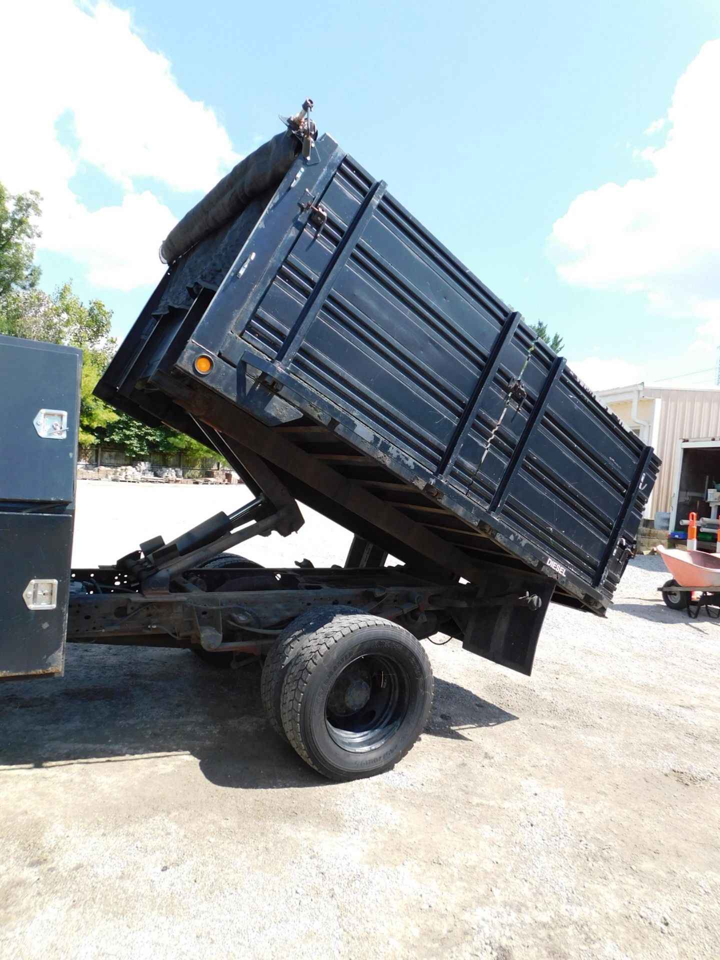 2005 Ford F-450XL Super Duty Single Axle Dump Bed Truck, VIN# 1GBOKVCG6BF156953, Power Stroke - Image 9 of 21