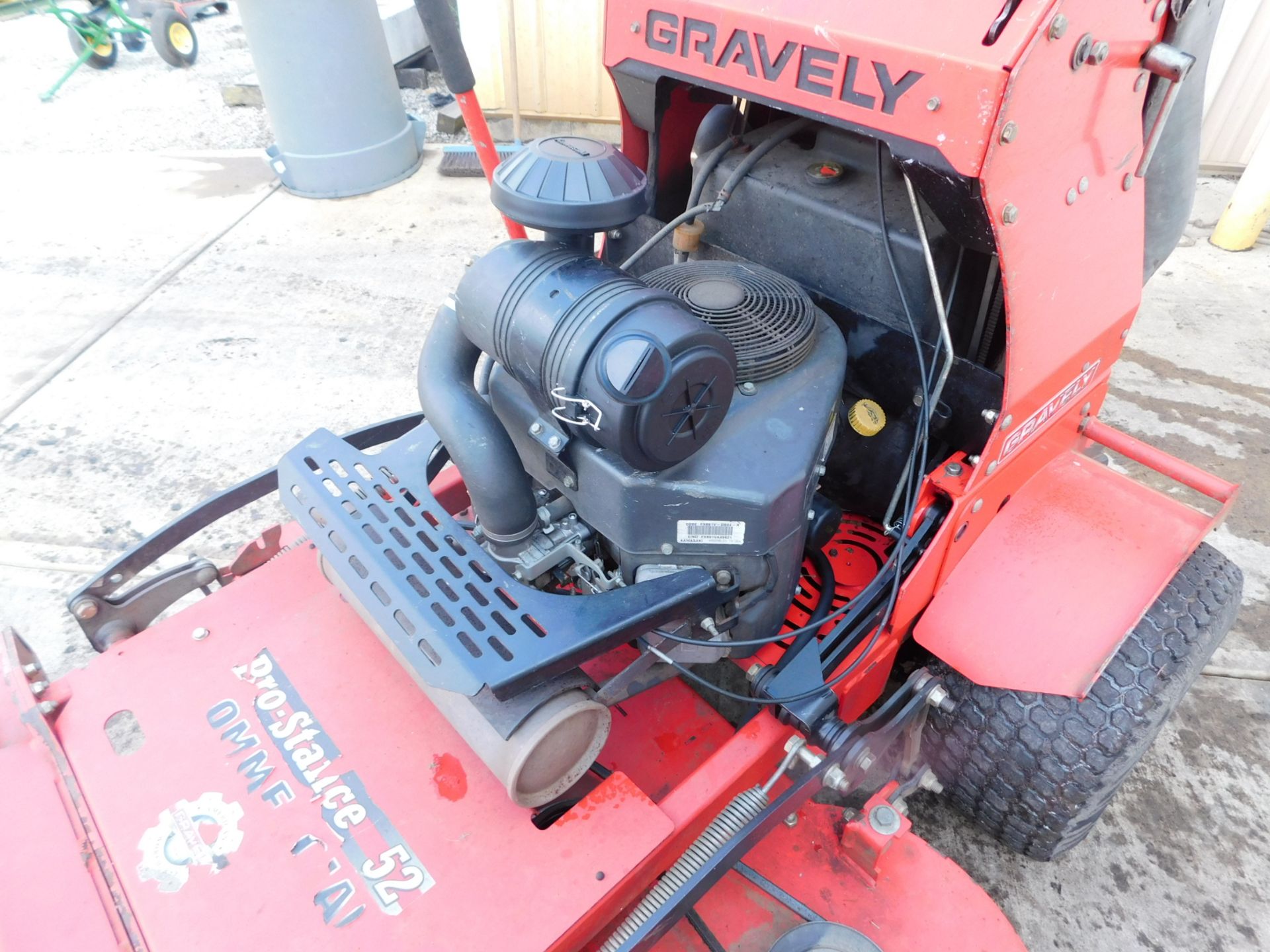 Gravely Pro-Stance 52 Stand on Mower SN#020377, 52"deck, Kawaski FX691VGas Enngine 2,332hrs. - Image 9 of 12