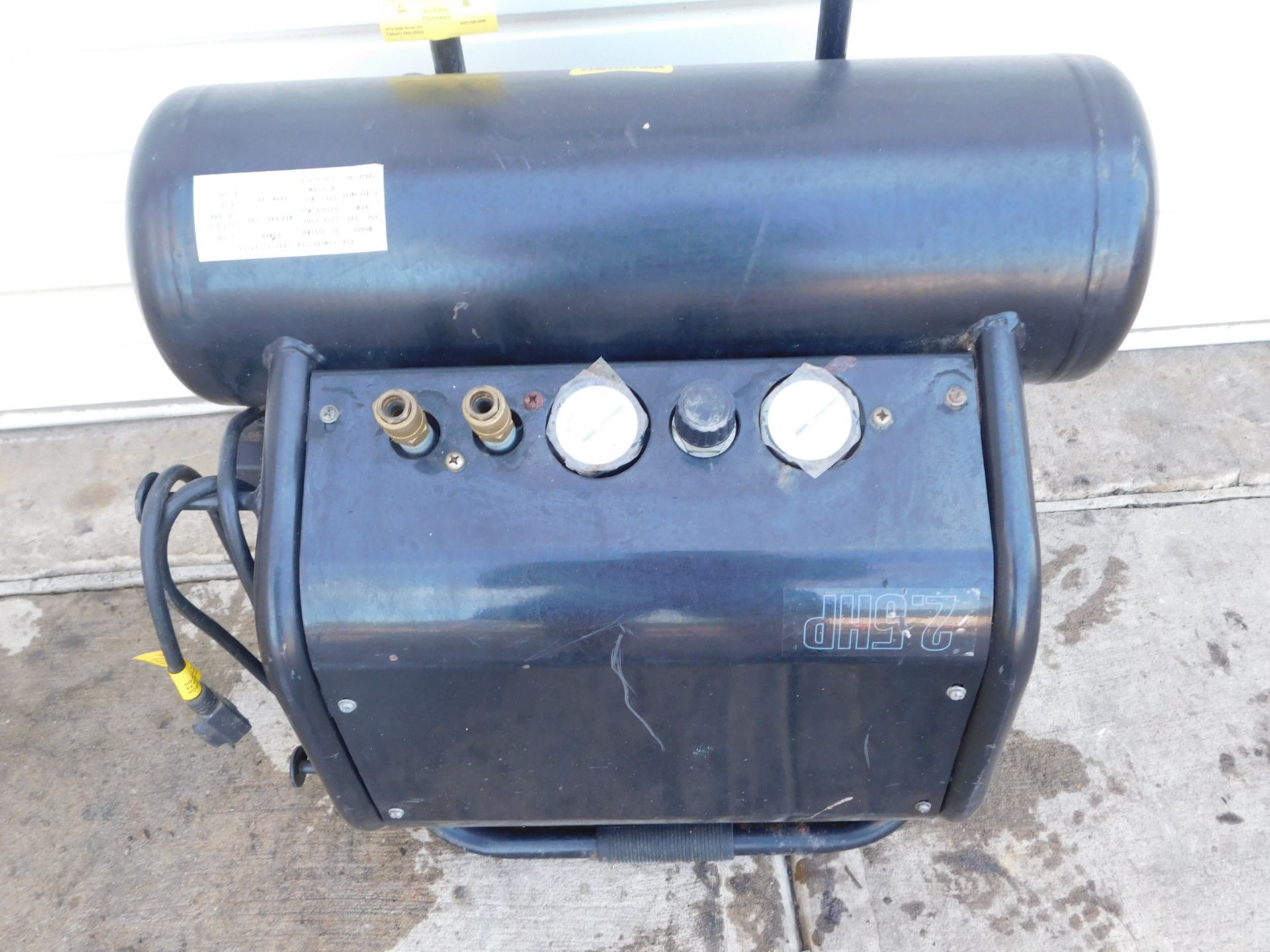 Portable Air Compressor 2.5hp 115v 1phase - Image 2 of 2