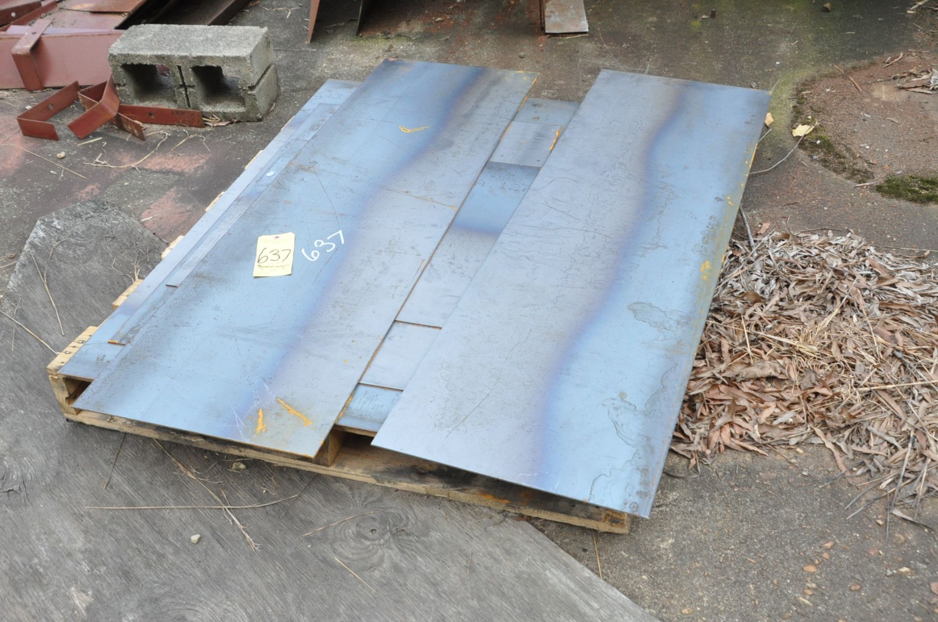 Lot-Steel Plates with Racks - Image 7 of 7