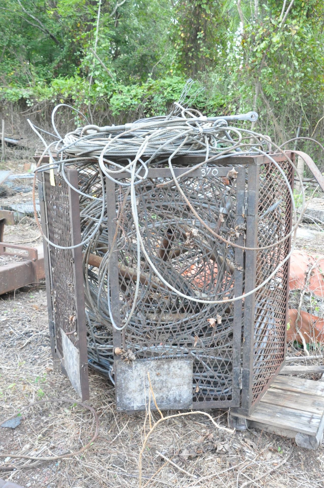 Lot-Cable Slings with Cage and Job Box - Image 2 of 3