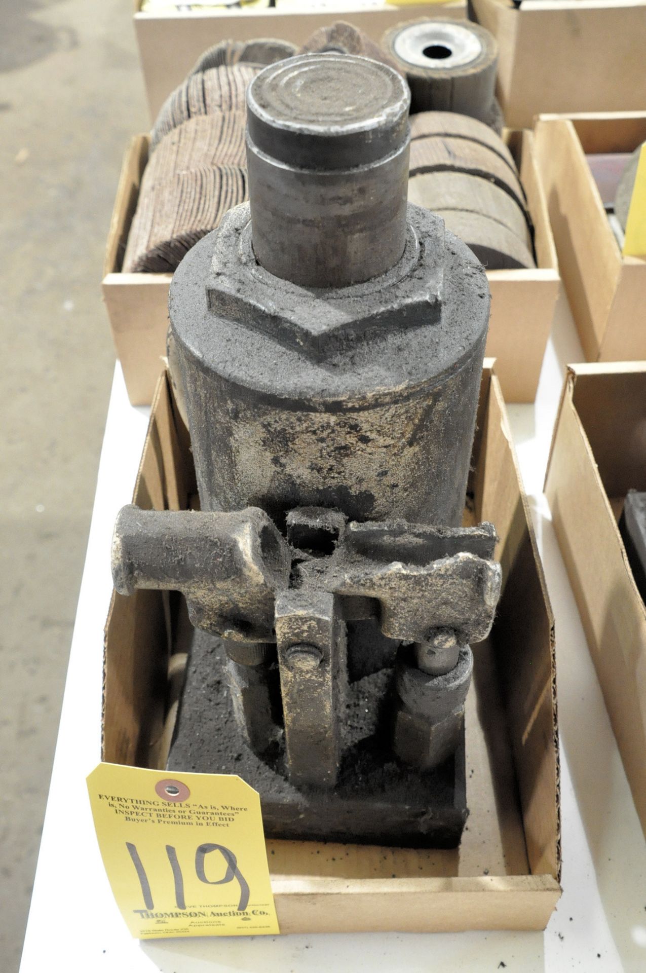 Approximately 25-Ton Hydraulic Bottle Jack in (1) Box