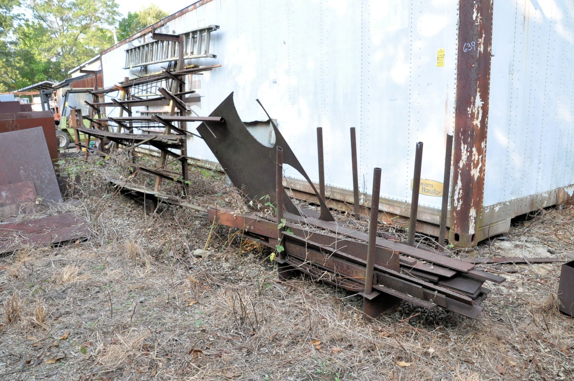 Lot-Steel Flat Bar and Square Solid Bar Stock with Racks