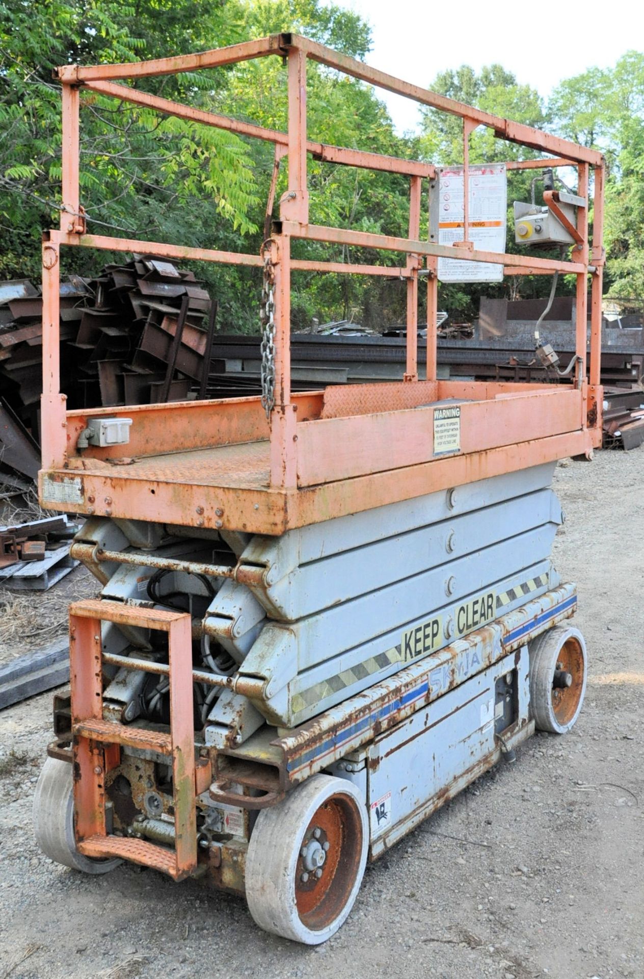 Sky Jack Model SJ3-3226 Electric Scissor Lift, S/n 28211 (New 2001), 500-Lbs. Capacity, 26' - Image 3 of 5