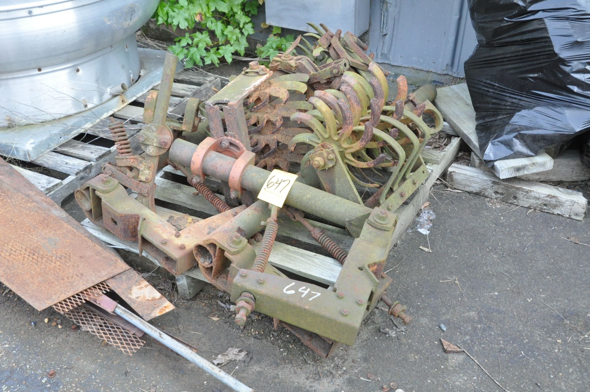 Lot-Tine Cultivators on (1) Pallet