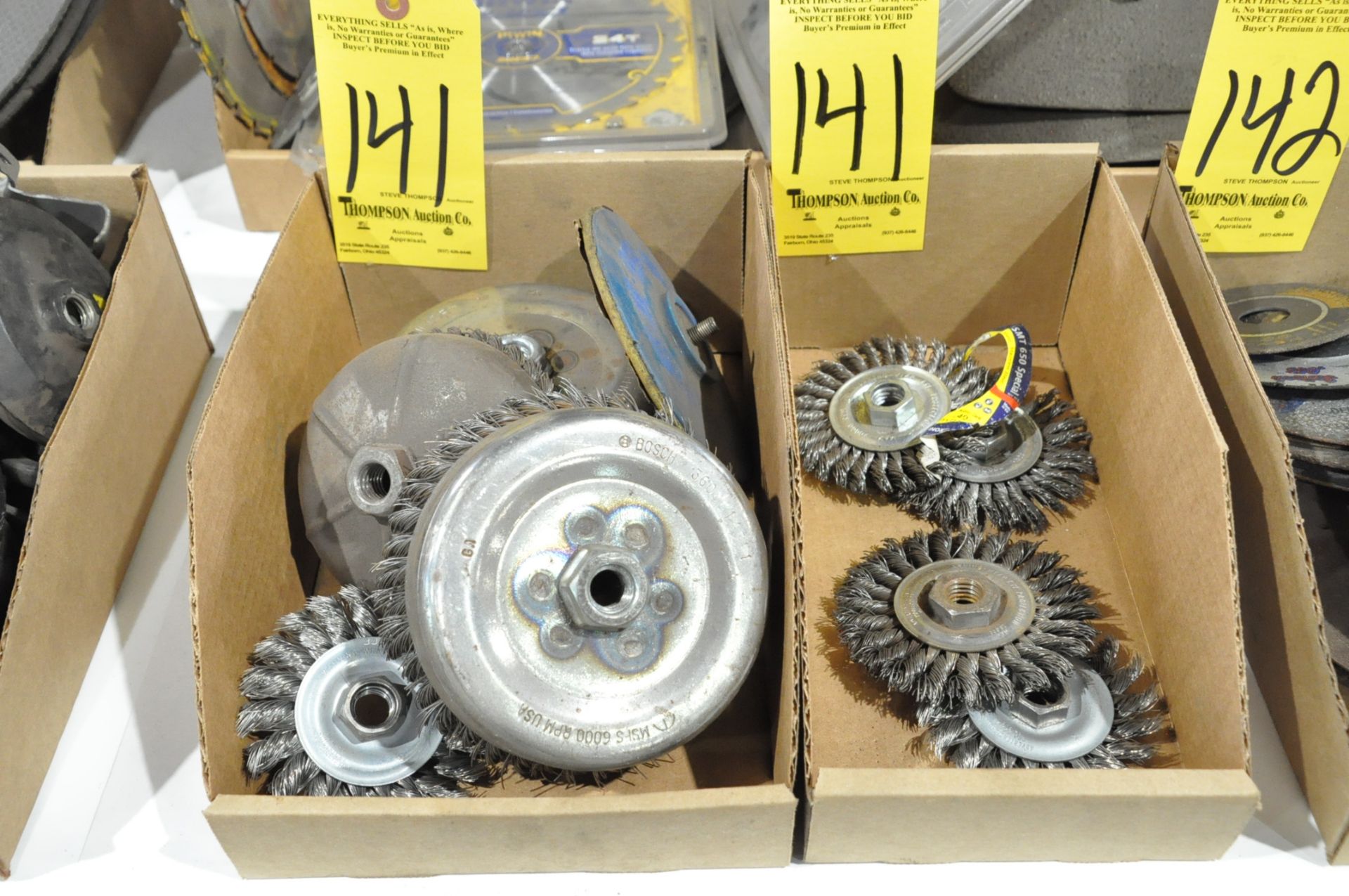 Lot-Wire Wheels in (2) Boxes