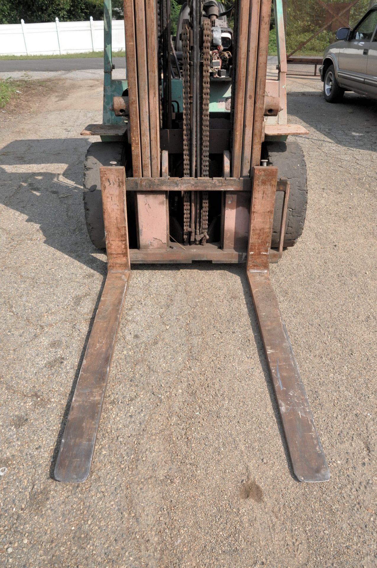 Mitsubishi Model 30, 6,000-Lbs. x 186" Lift Capacity, Diesel Fork Lift Truck, S/n AF14C-30427, 3- - Image 5 of 7