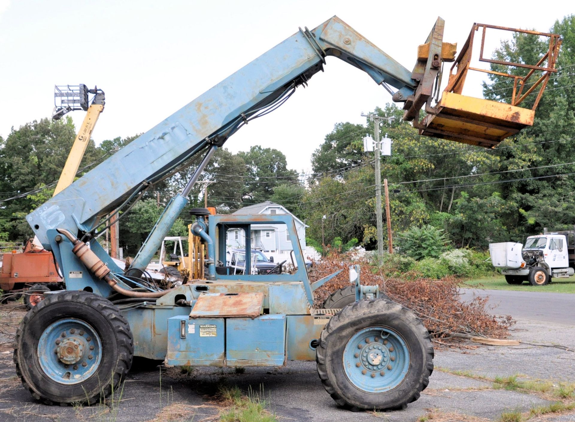 Gradall Model 534C-6 Telehandler All Terrain Fork Lift Truck, S/n 0388859, 6,000-Lbs. x 36' Lift - Image 4 of 9