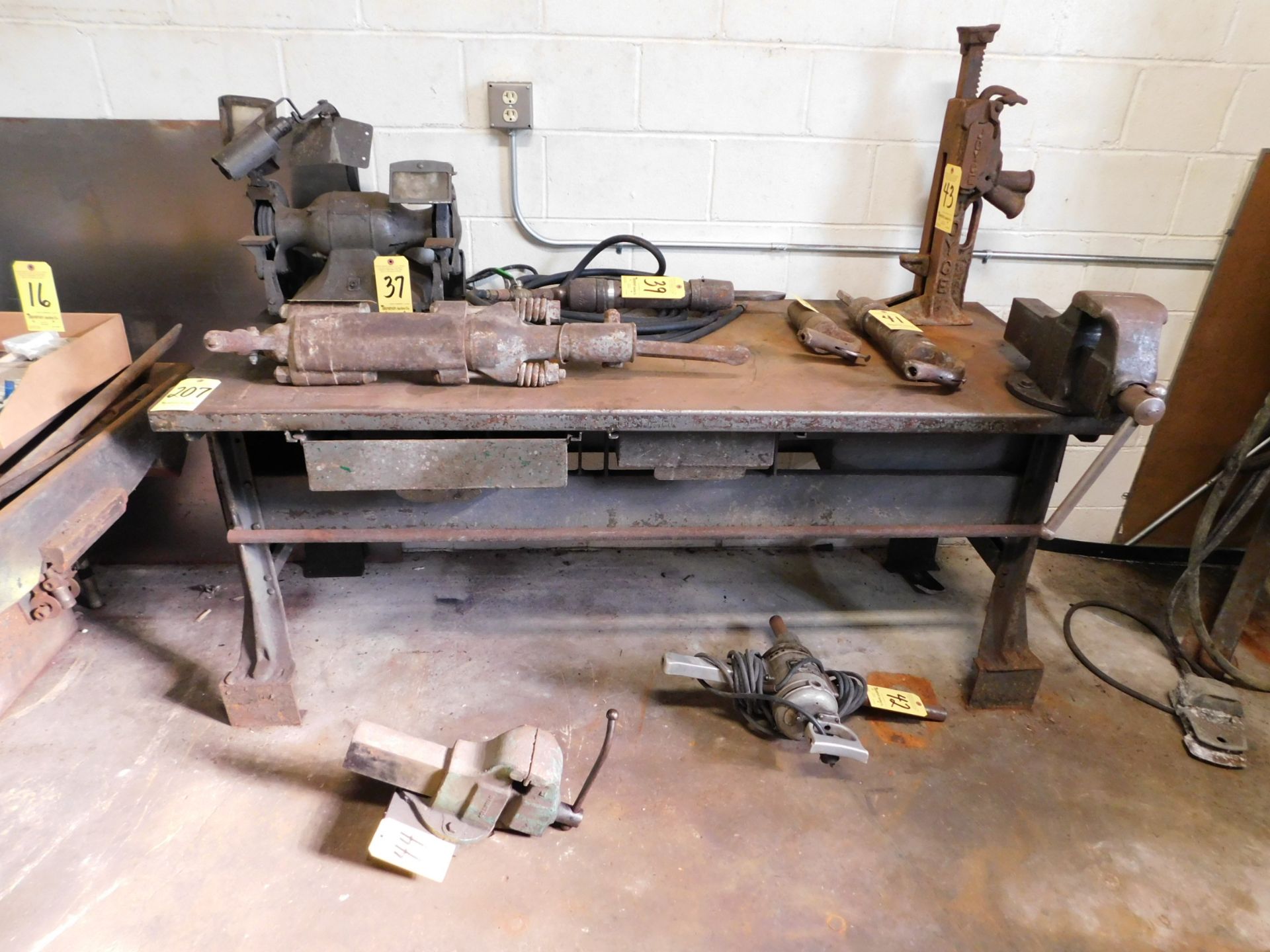 Work Bench with Columbian 5" Bench Vise