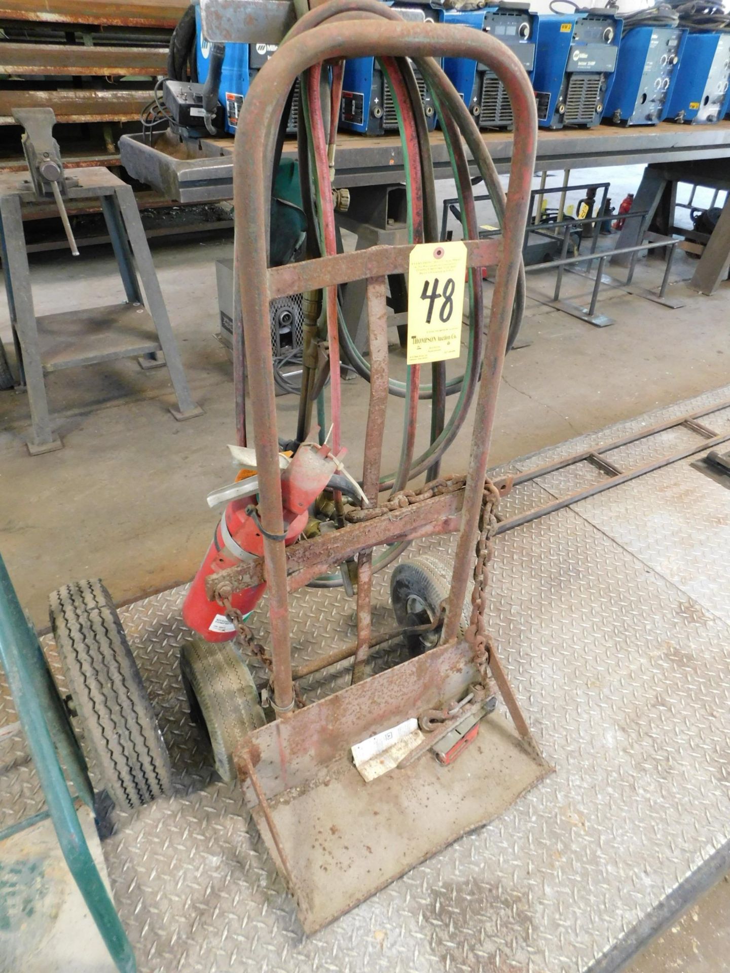 Oxy/Acetylene Torch Cart, Hose, Gauges, Torch, Pneumatic Tires