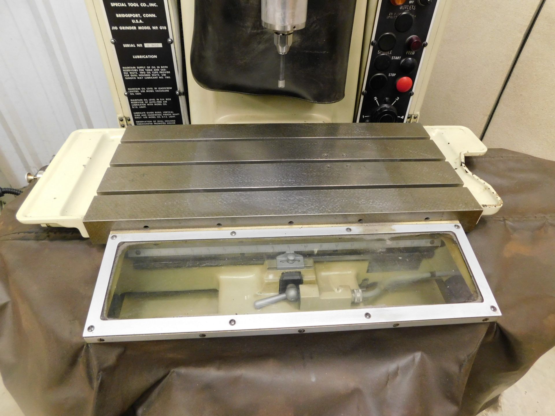 Moore Model G18 CNC Jig Grinder snG900, w/GE Fanuc Series 0-M Cnc Control - Image 4 of 10