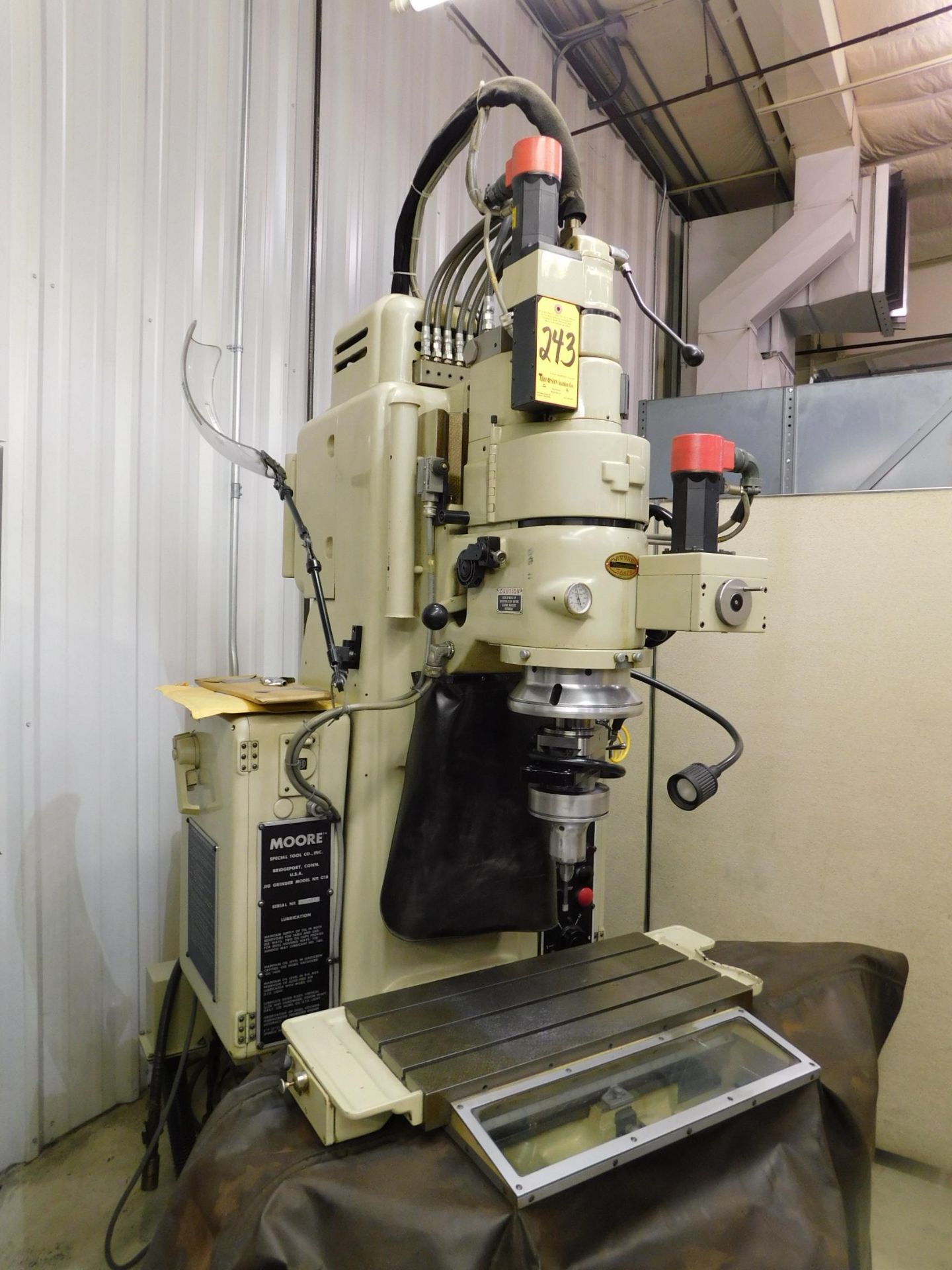 Moore Model G18 CNC Jig Grinder snG900, w/GE Fanuc Series 0-M Cnc Control - Image 2 of 10