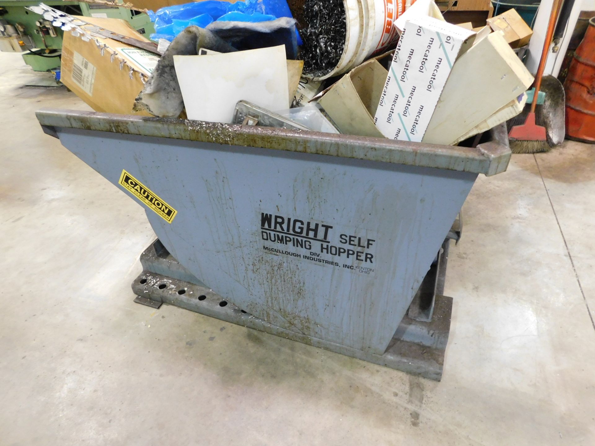 Wright Self Dumping Hopper