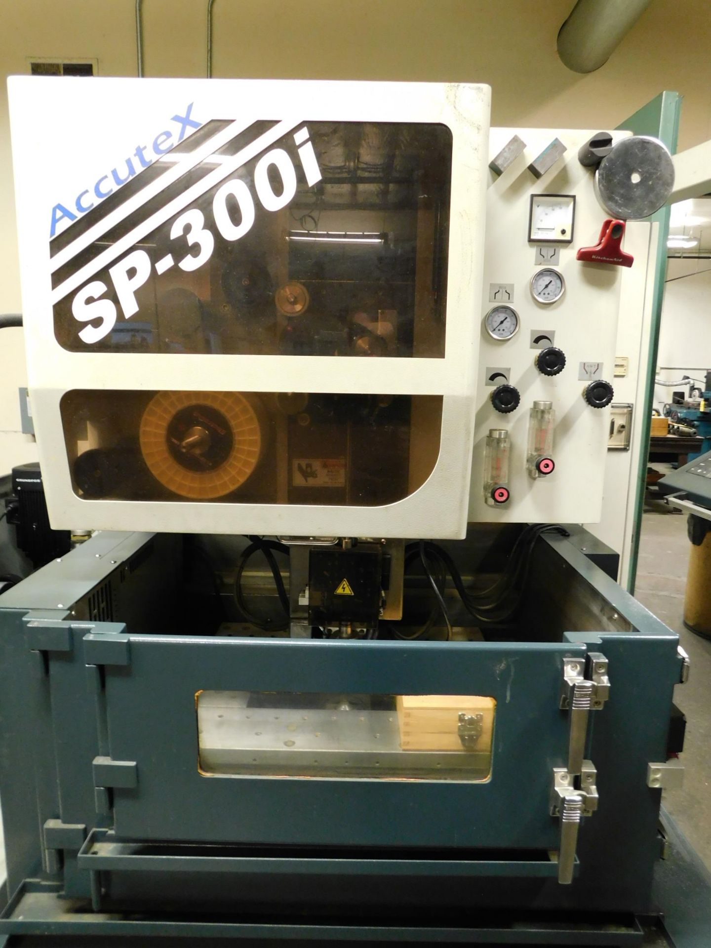 Accutex Model SP-300i Wire EDM s/n CMS3211001, Windows Based CNC Control, Travels: 13.8" X-Axis, 9. - Image 5 of 13