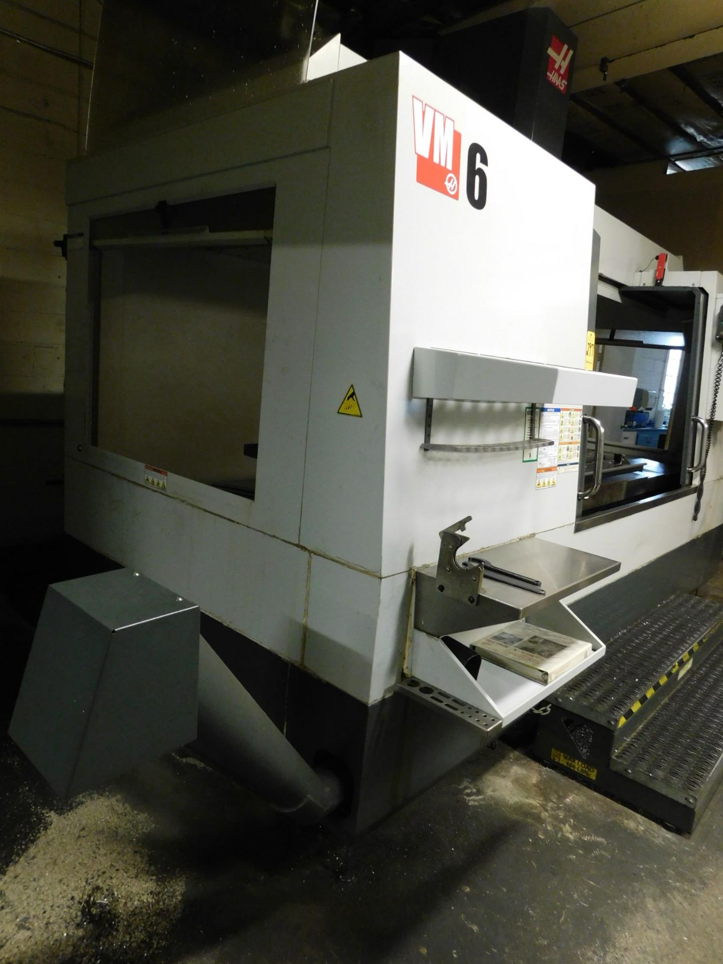 Haas VM6 Vertical Machining Center s/n 1082436, New in 2011, w/Haas CNC Control, 28"X64" Table, 40 - Image 5 of 20