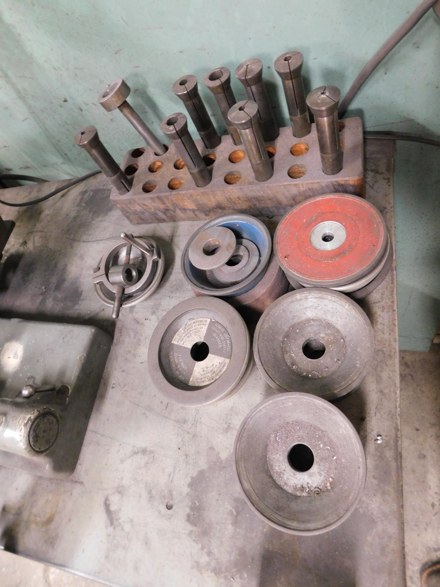 Deckel SO Single Lip Tool Grinder s/n SO/71-14191, w/Collets, Grinding Wheels,& Stand, 115V,1 Phase - Image 2 of 3