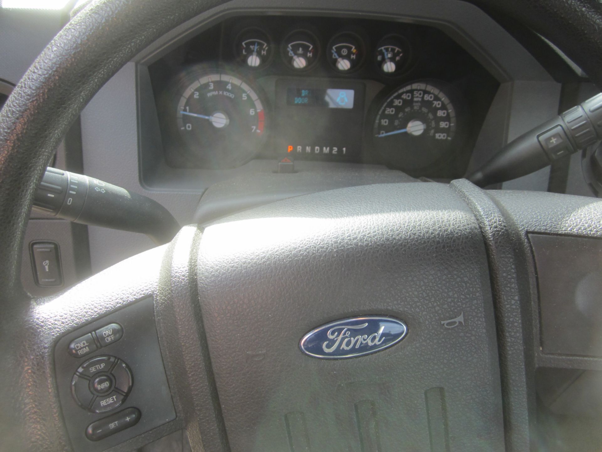 2015 Ford F-250 Super Duty Pick Up Truck, VIN 1FTBF2B6XFEC40186, 6.2L Gas Engine, 4 WD, Regular Cab, - Image 9 of 19