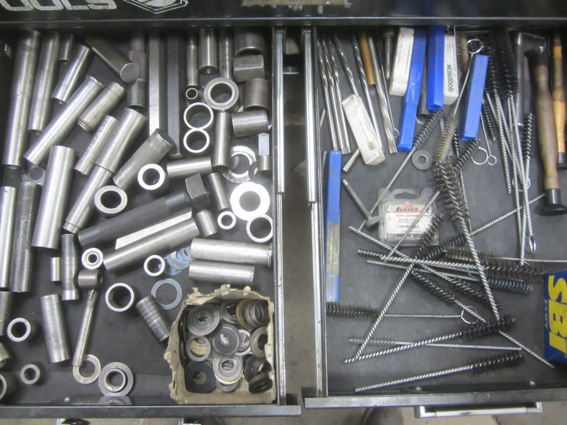 Matco Tool Cart with Bronze Valve Guide Liner Replacement Tools and Supplies - Image 3 of 5