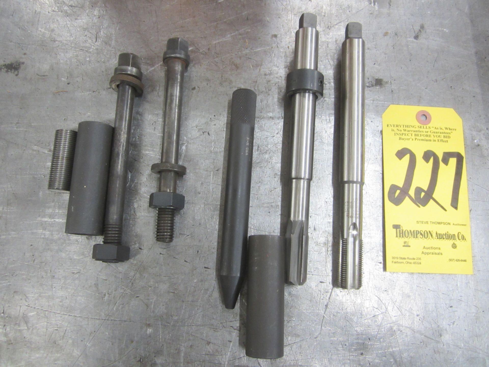 Mack Head Bolt Repair Kit