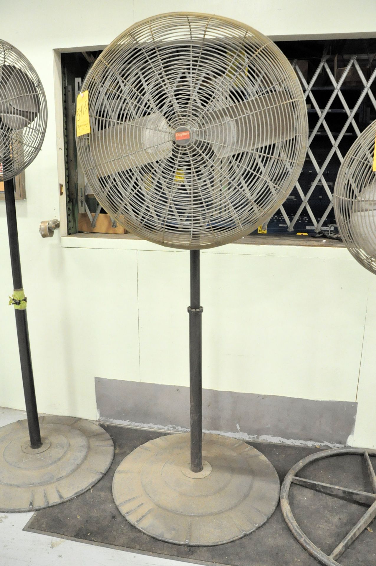 Dayton 30" Pedestal Shop Fan