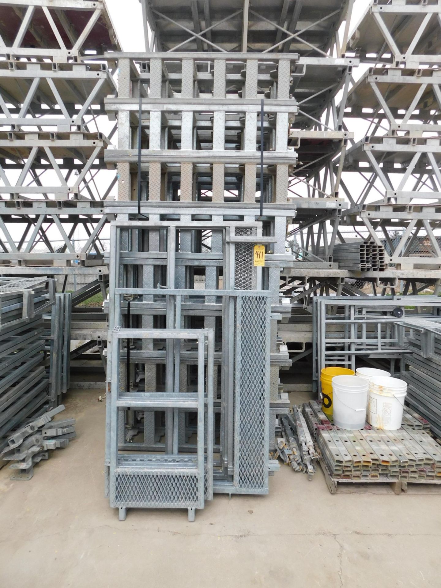 Premier Scaffolding Solutions Model 724 Pro Powered Scaffolding Unit, New 2019, Complete Unit, 20, - Image 3 of 24