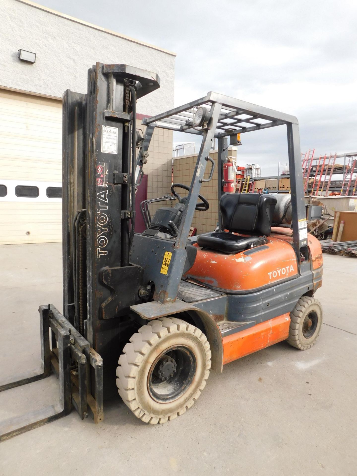 Toyota Model 42-6FGCU25 Fork Lift, s/n 66130, 4,950 Lb. Capacity, LP, Side Shift, 3-Stage Mast, - Image 2 of 22