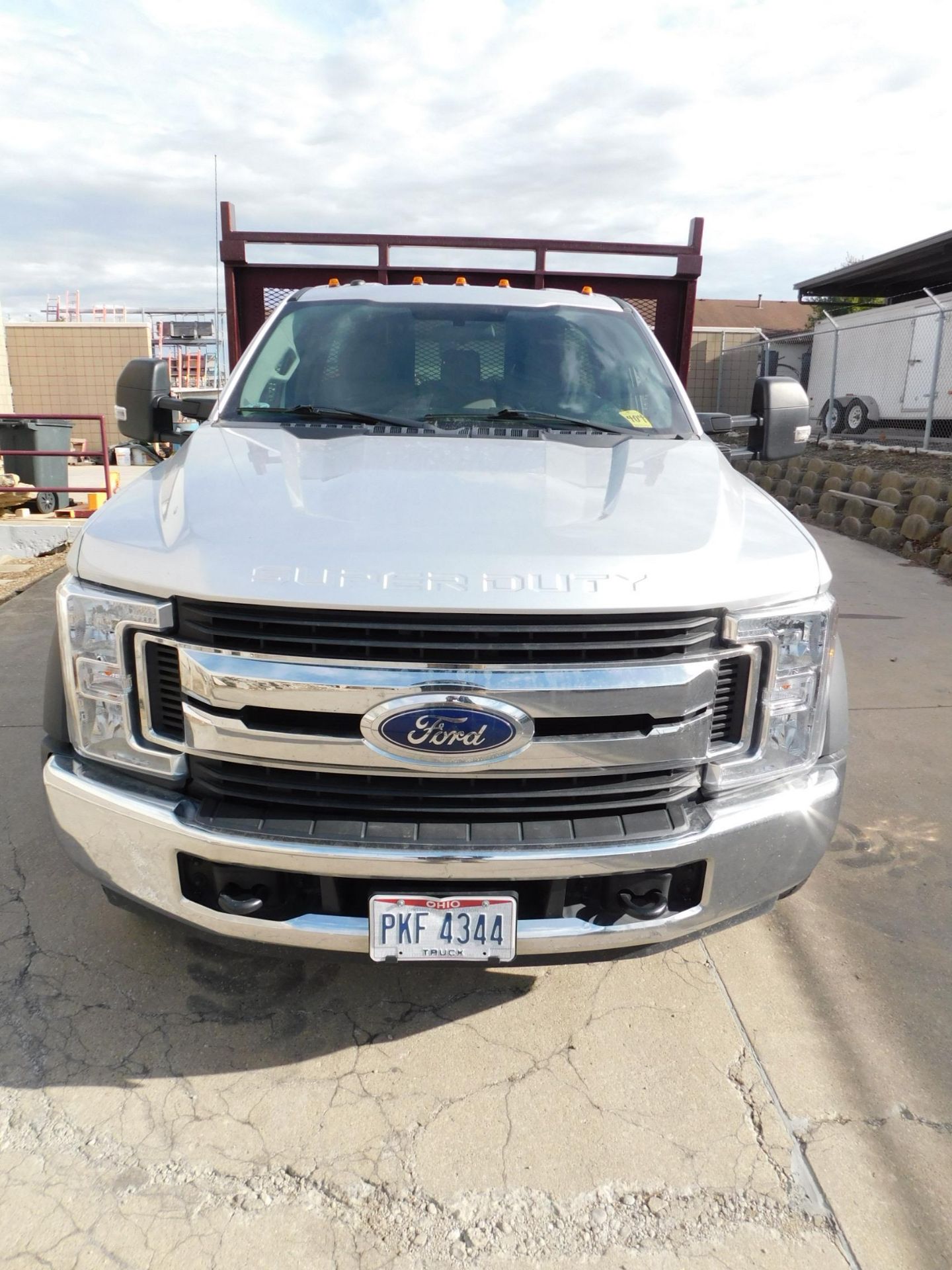 2018 Ford F550 XLT Flat Bed Truck, VIN 1FDUF5GTXJEC37995, 12’ X 98” Bed, 6.7 Litre Diesel Engine, - Image 8 of 35