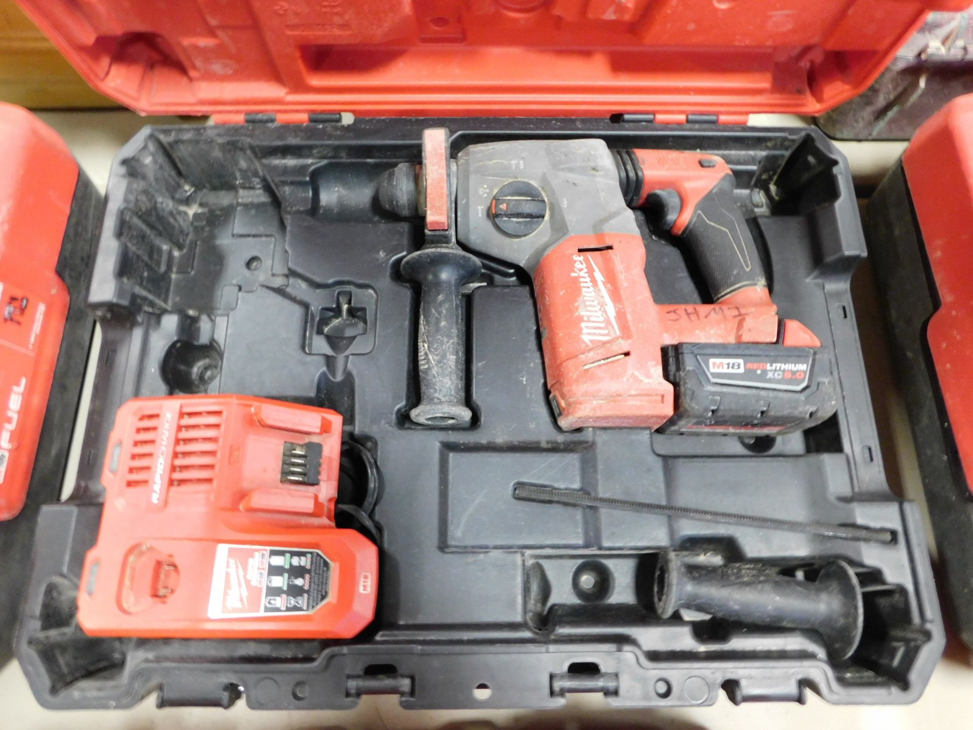 Milwaukee Fuel M18 Cordless 1" SDS Rotary Hammer with Case and Charger