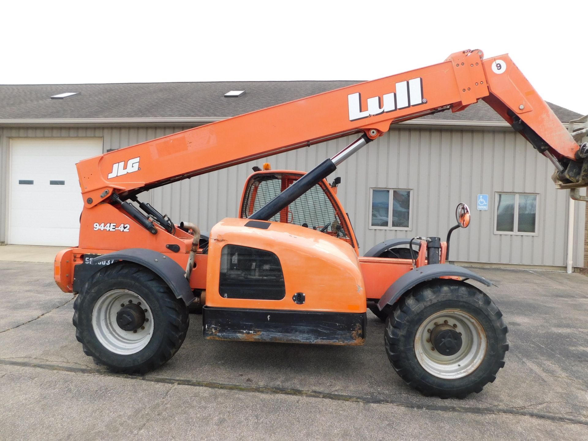 2008 Lull Model 944E-42 Telehandler, s/n 0160036722, 9,000 Lb. Lift Capacity, 42’ Reach Height, 9, - Image 4 of 28