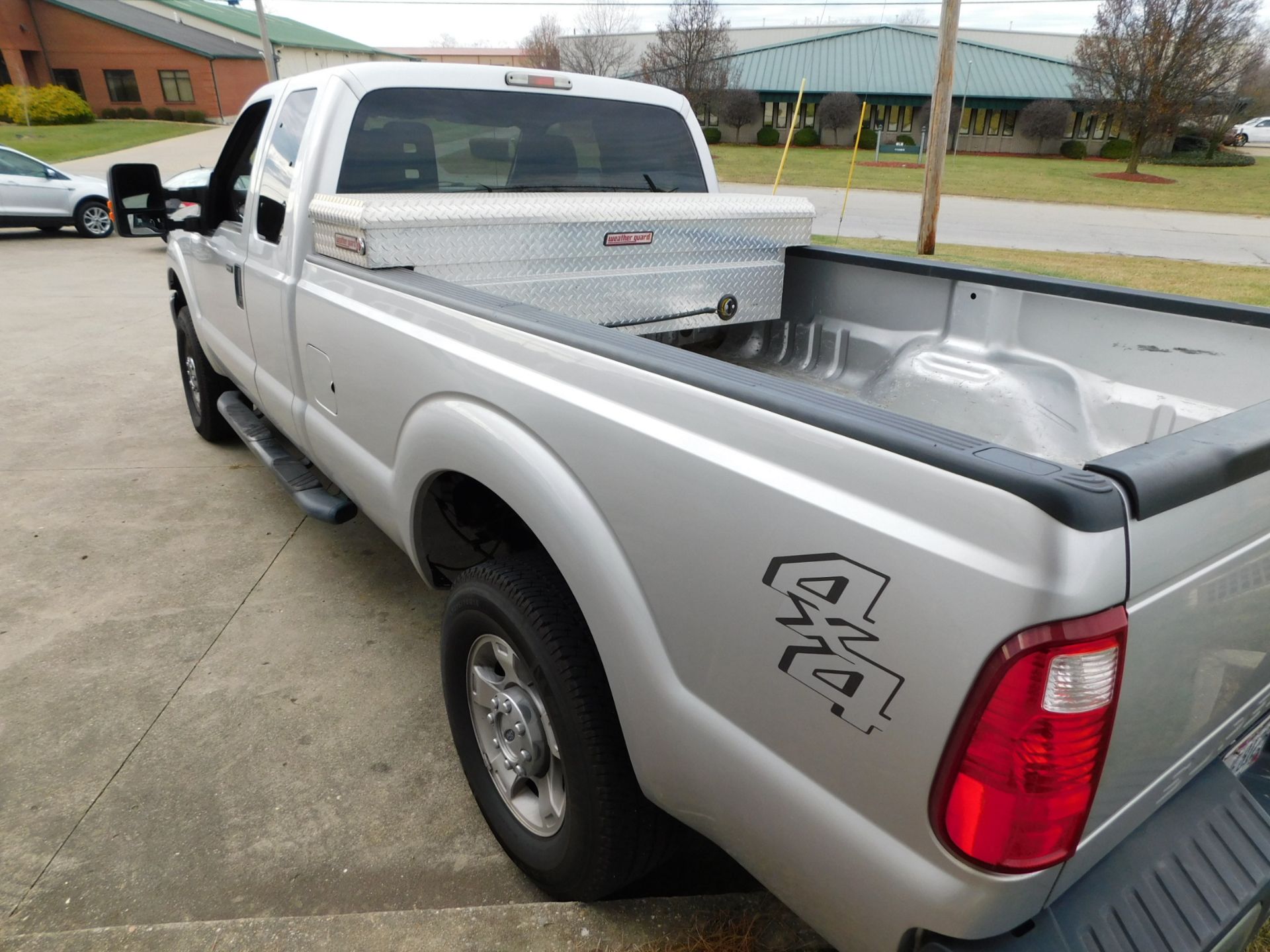 2016 Ford F-250 Super Duty Extended Cab Pick-Up Truck, VIN 1FT7X2B64GEC12260, 6.2 Litre Gas - Image 4 of 32