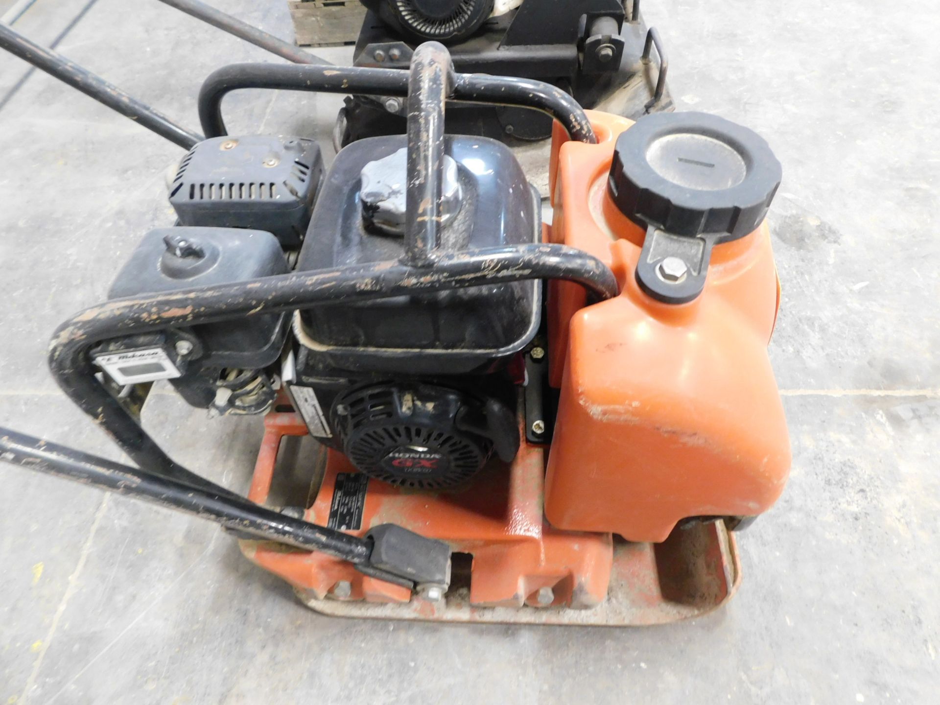 Mulitquip Model MVC-88VTHW Plate Compactor, Honda GX160 Gas Engine, s/n T2Z4402 - Image 2 of 4