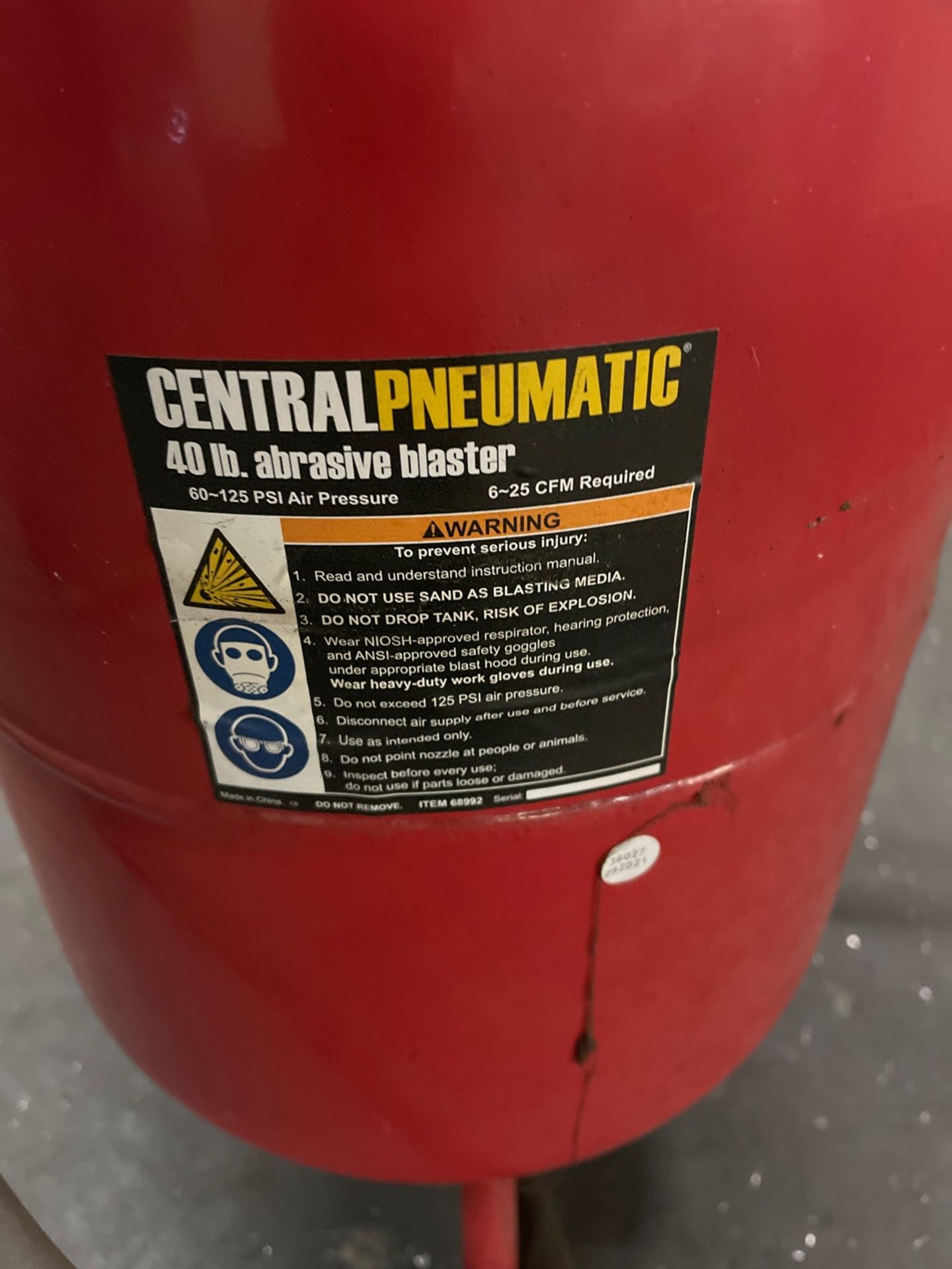 Central Pneumatic Abrasive Blaster - Image 2 of 2