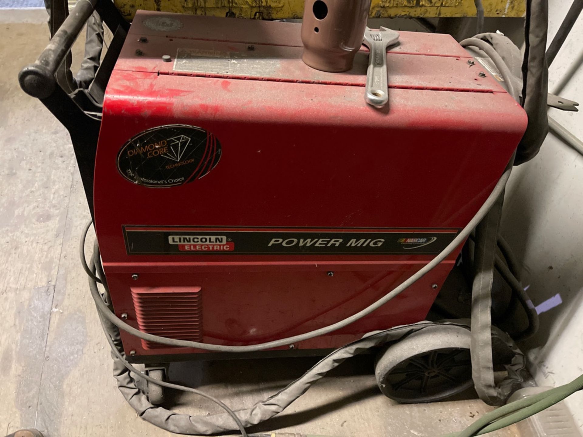 Lincoln Electric POWER MIG 255 Welder - Image 3 of 4