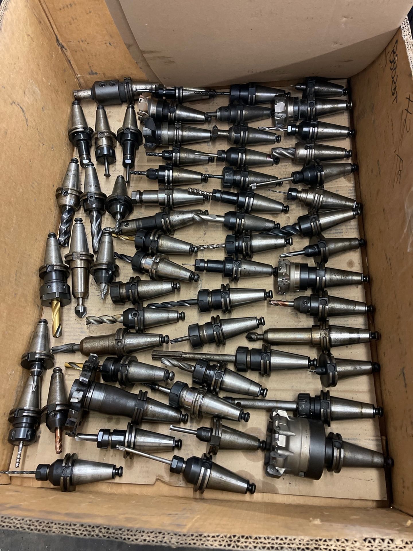 Lot CNC Tooling and CNC Tool Holders