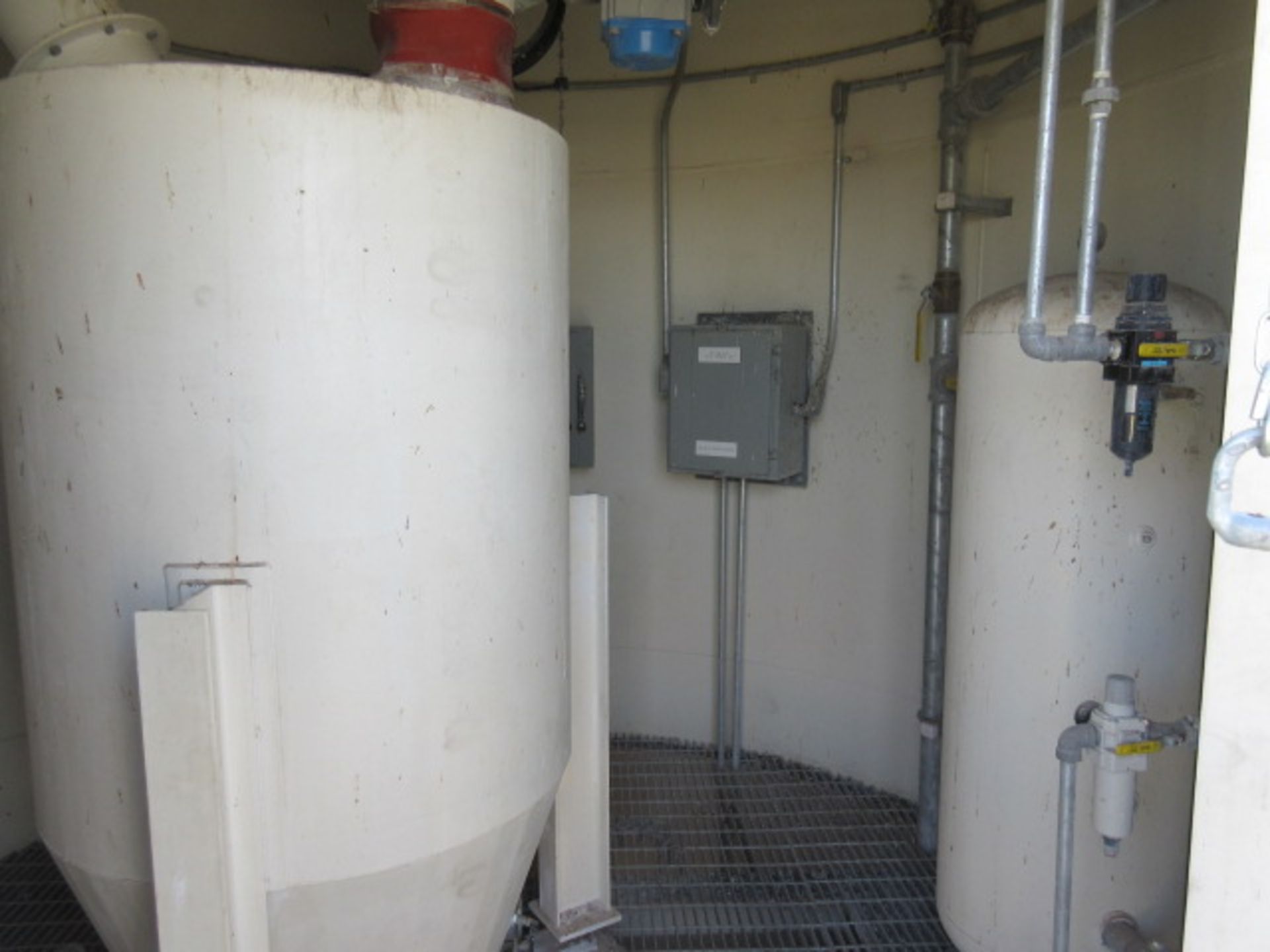 Silo, w/- Interior Feed System - Image 8 of 16