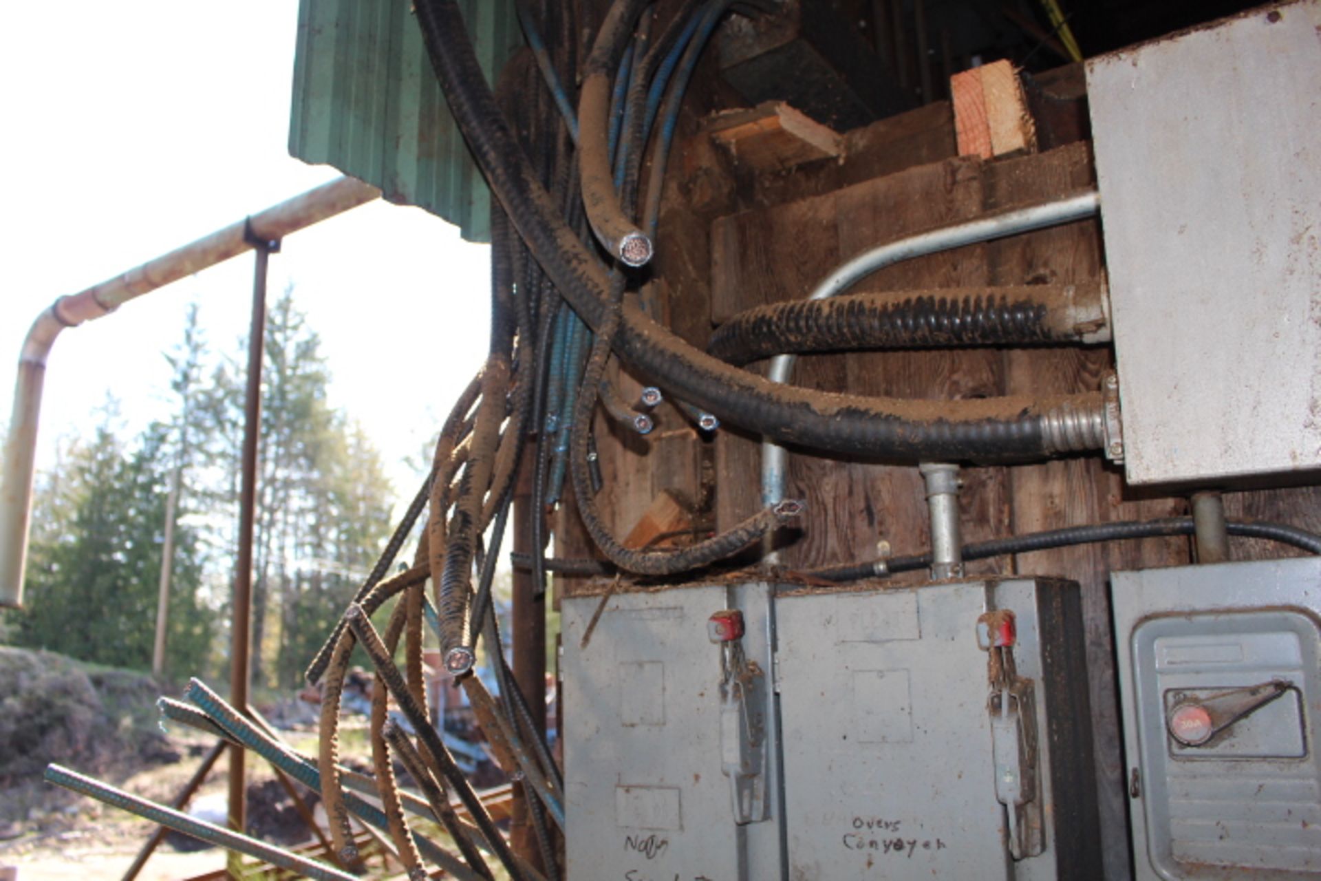 TECK CABLE IN MILL RELATED TO MACHINERY ( NOT RELATED TO LIGHTING OR BUILDING POWER) - Image 3 of 3