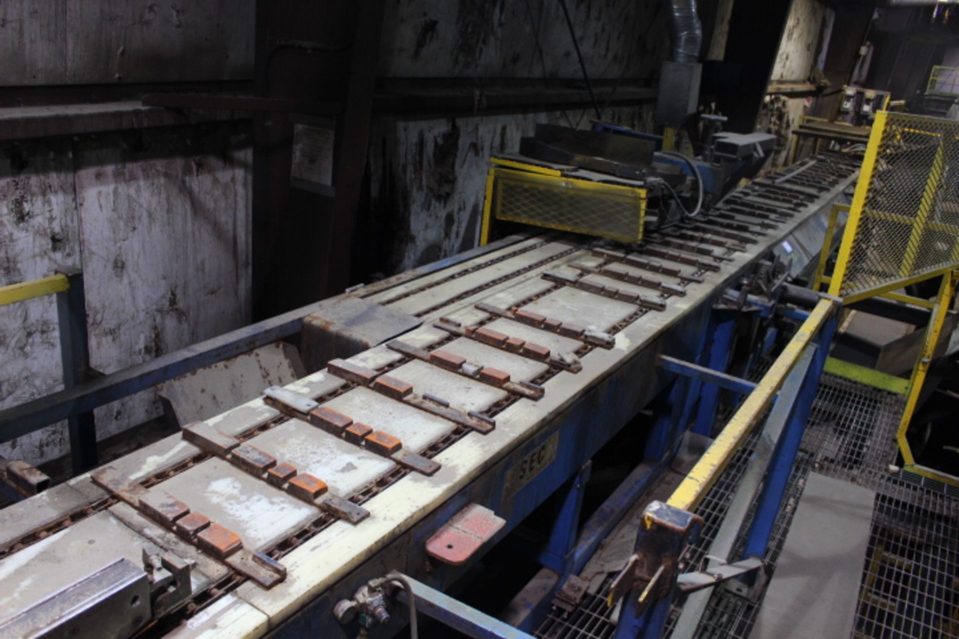 UNSCRAMBLER TRANSFER, FLAT BED POSITIONING TABLE, INFEED TO TRIM SAW, SEC SAWMILL EQUIPMEN - Image 4 of 6