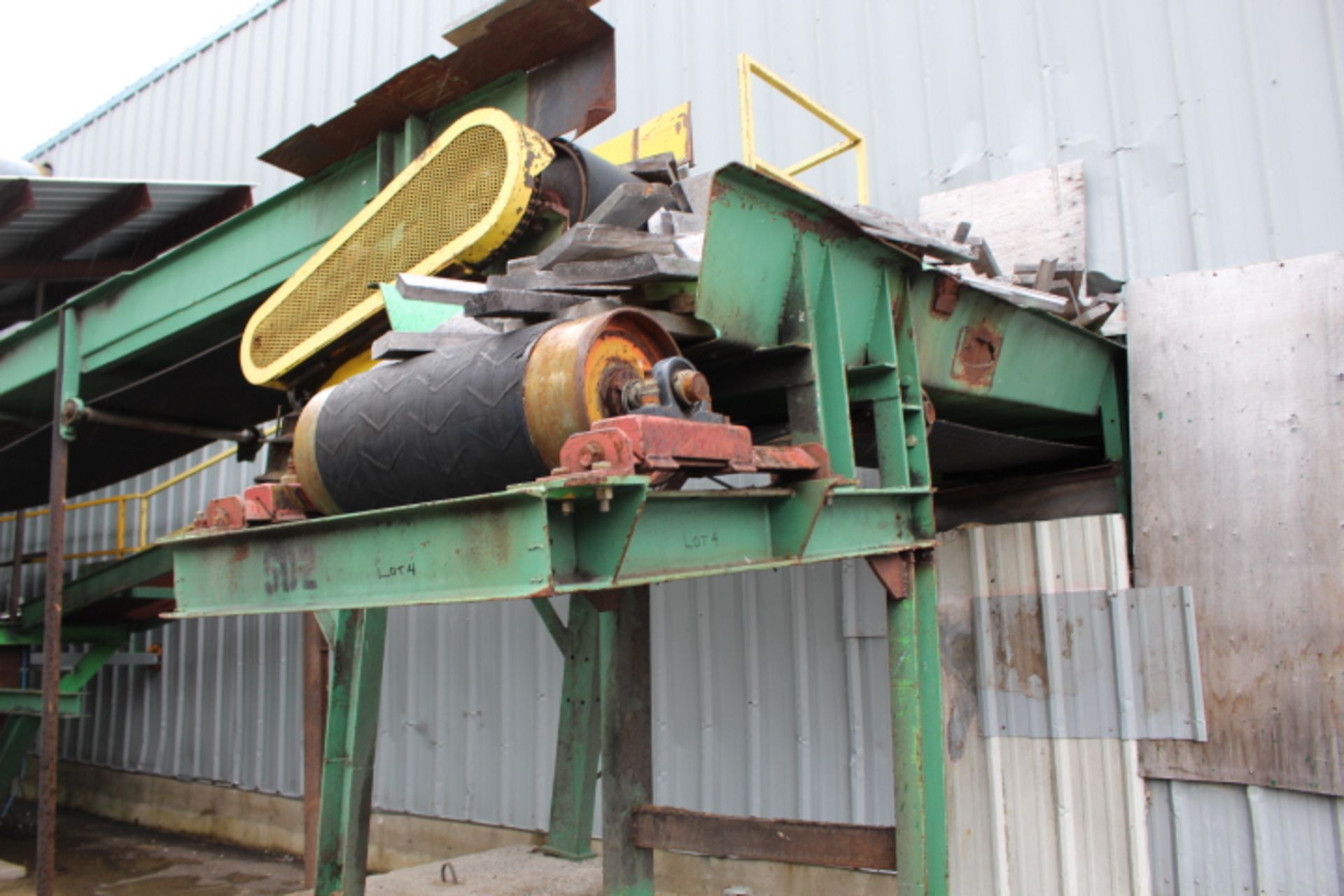 28" X 16' BELT CONVEYOR, ASSET NO. 502, W/ MOTOR & REDUCER (MOVES FROM OUTSIDE INTO BUILDING)