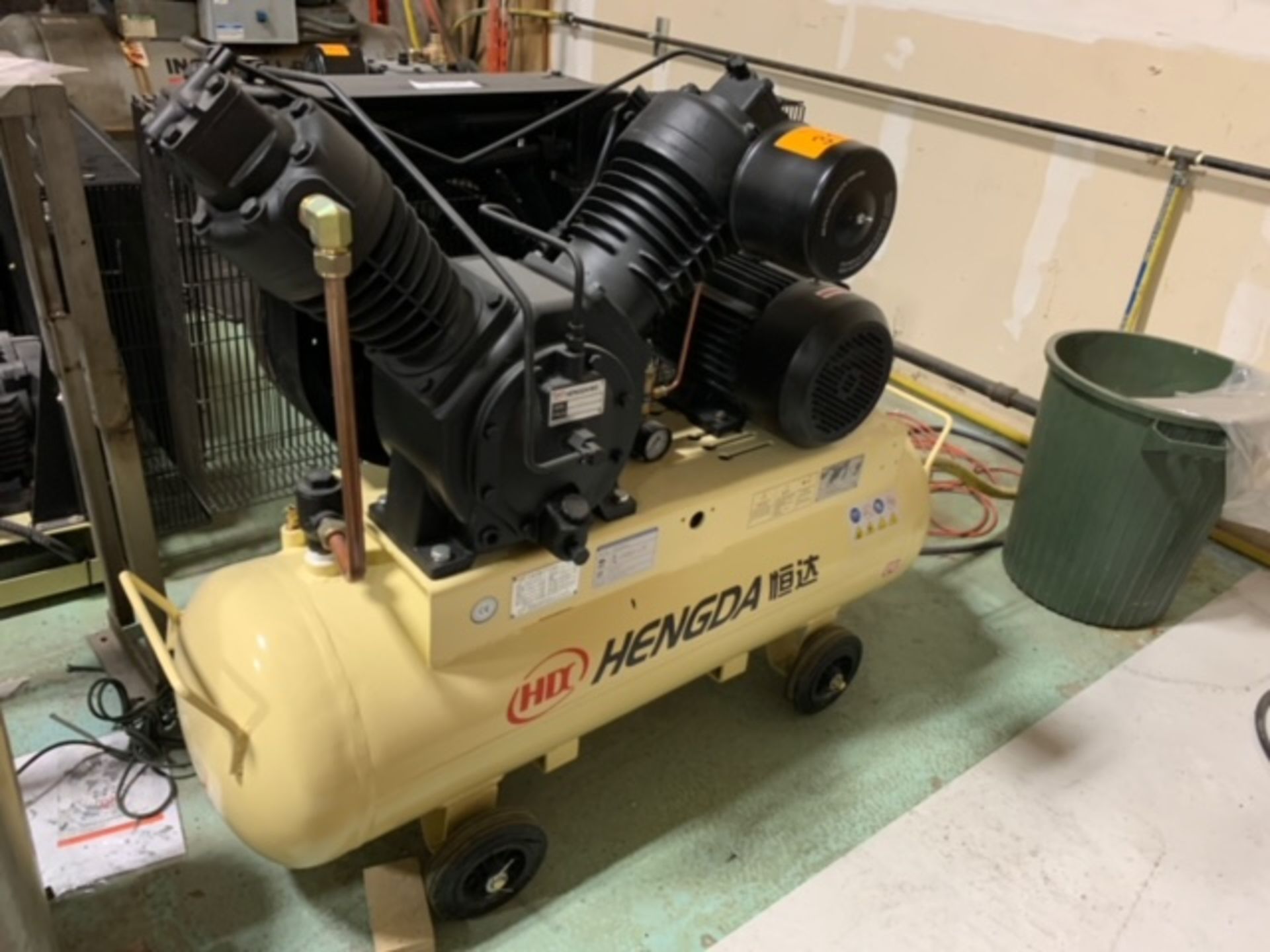 2018 HENGDA 7.5HP LOW PRESSURE AIR COMPRESSOR, MODEL 820