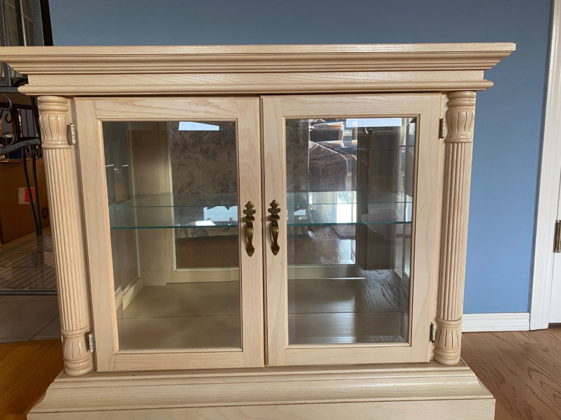 MILK WASHED OAK SIDEBOARD, (2) GLASS DOORS