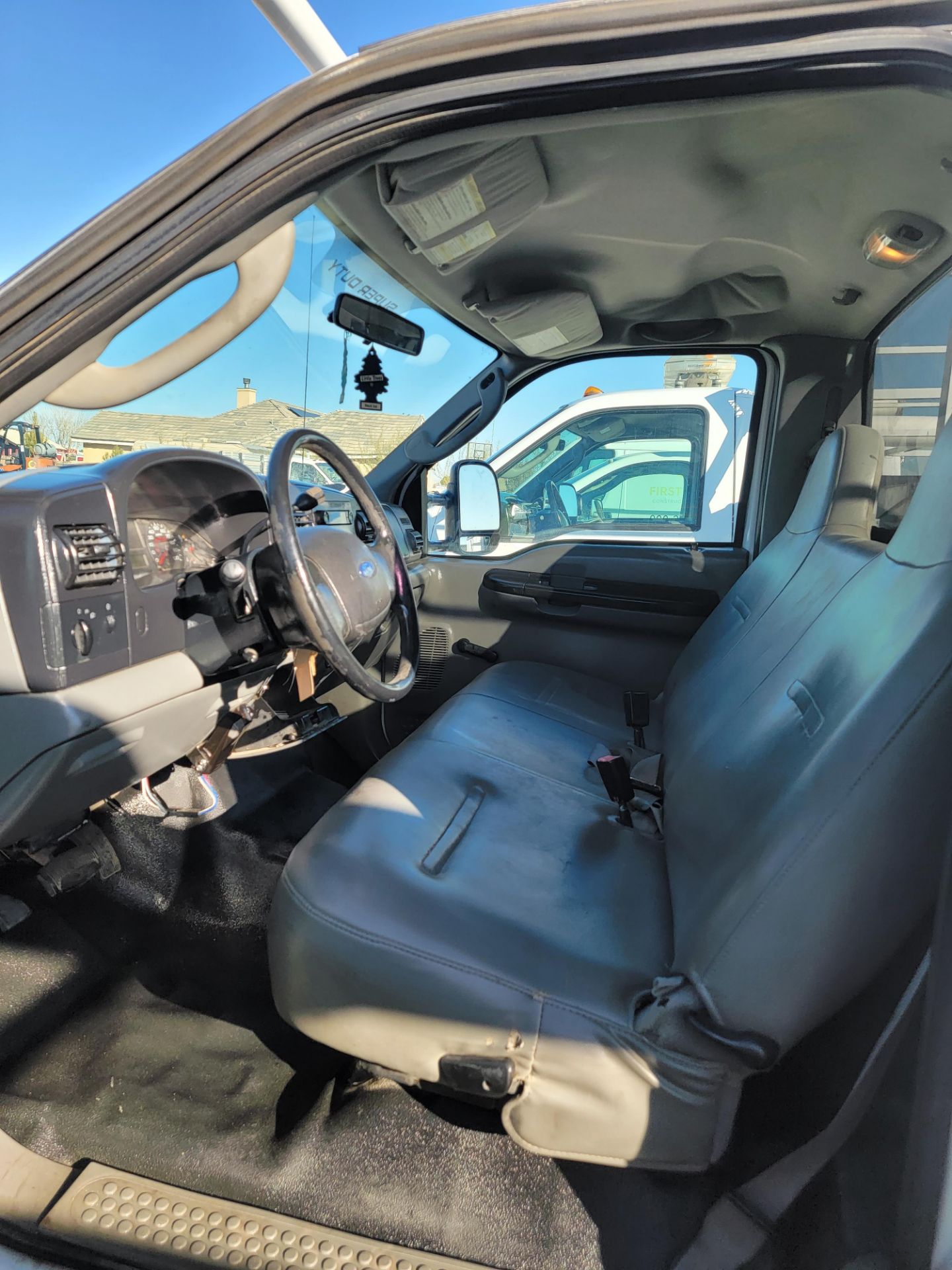 2006 FORD F350 XL SUPER DUTY - Image 16 of 24