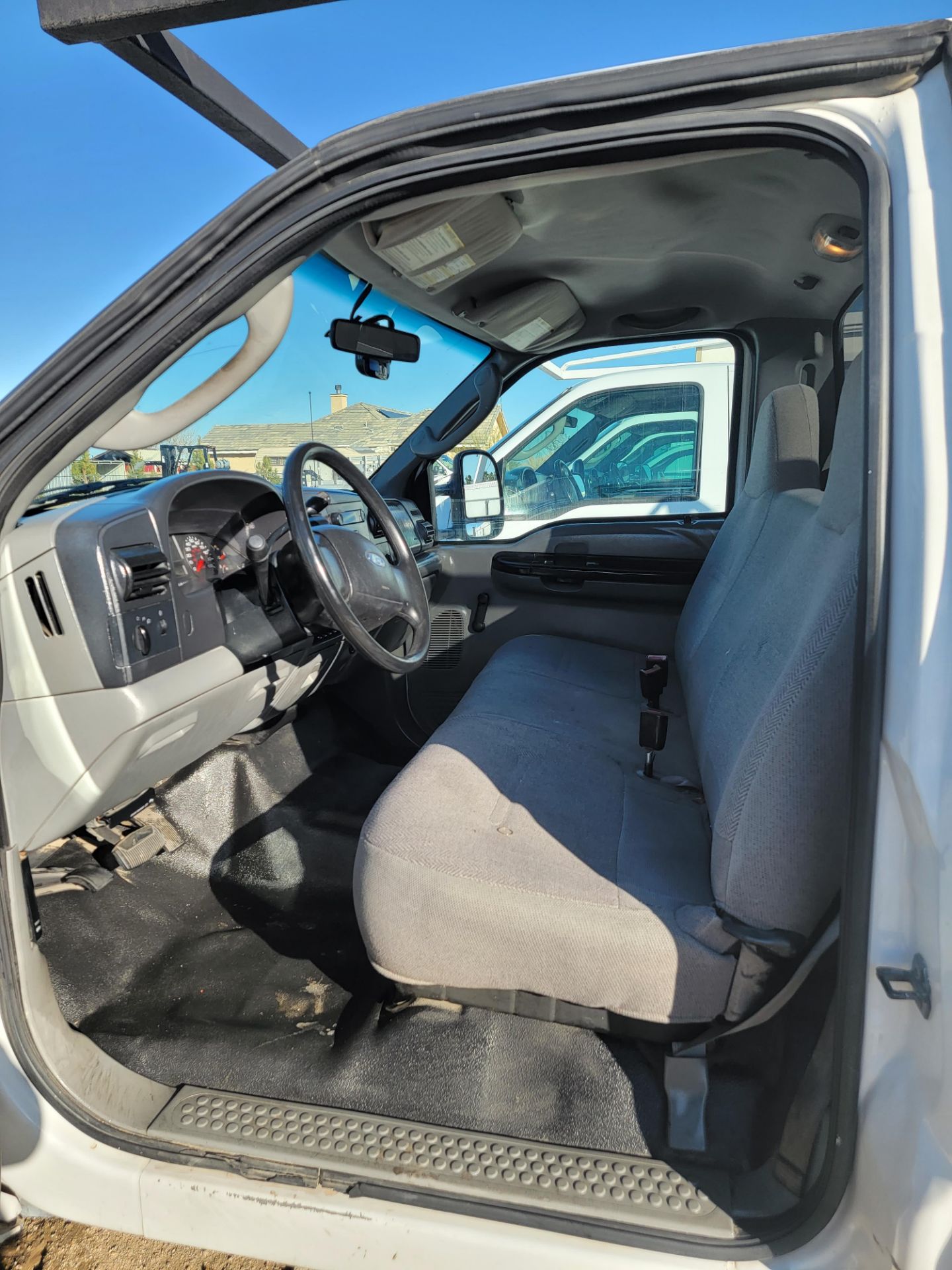 2005 FORD F250 XL SUPER DUTY W/ LYTX DRIVECAM - Image 12 of 20