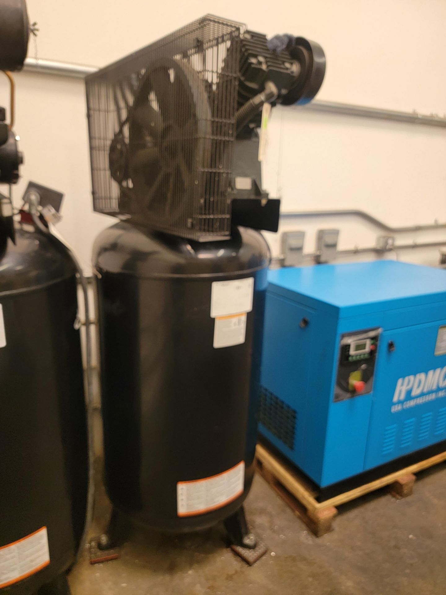 HUSKY COMPRESSOR 80 GAL MODEL HS50000AV